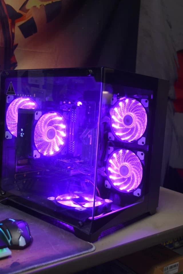 GAMING PC RYZEN 5 5500 RAM 16 GB GPU RTX 5050 8GB 1TB NVME 700 watts