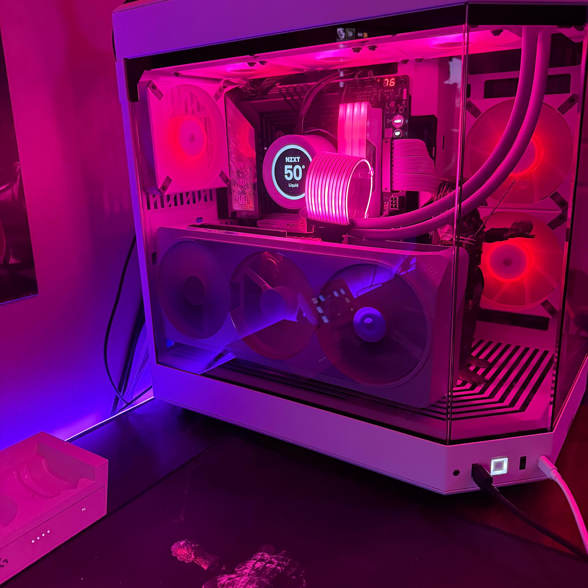 Unreal Custom Gaming PC RTX 4090 - Top Specs, Dominate the Competition