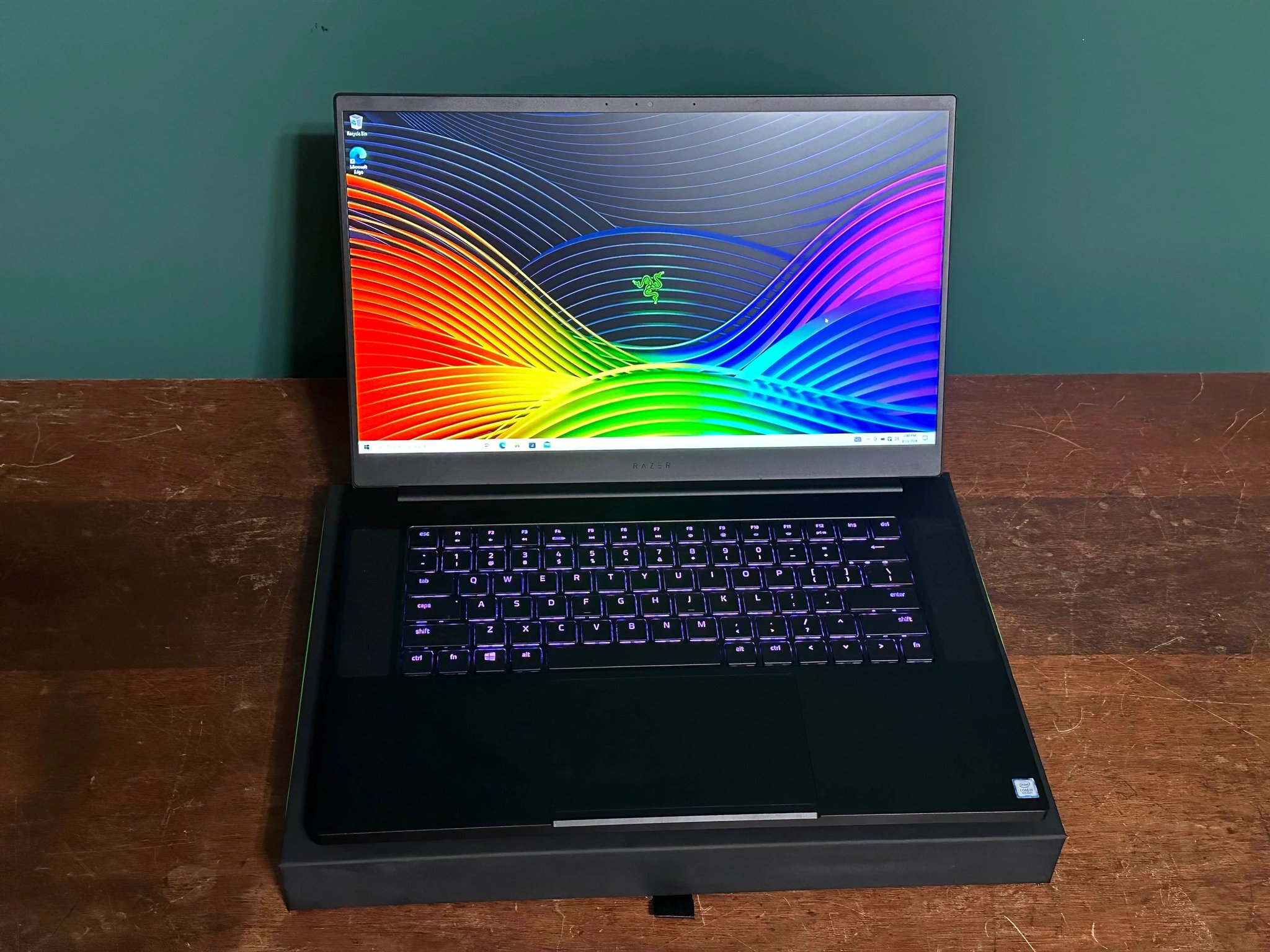Razer 15" Gaming Laptop | Intel i7-9750H, 16GB RAM, GTX 1660Ti, 1TB Storage