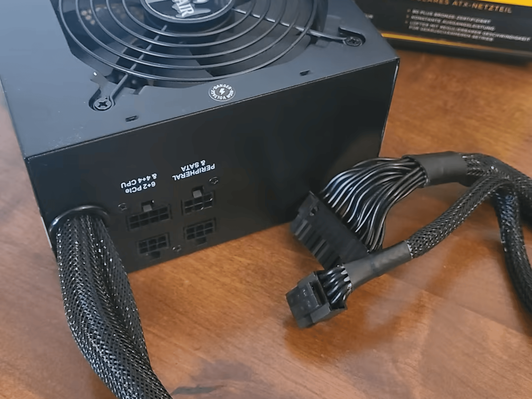 Corsair CX550M 80 plus bronze ATX semi-modular CXM series Power Supply