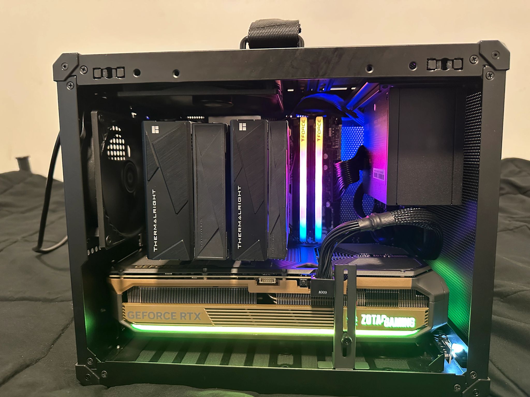 RTX 5090 | Ryzen 7 | 32 GB 6400mhz