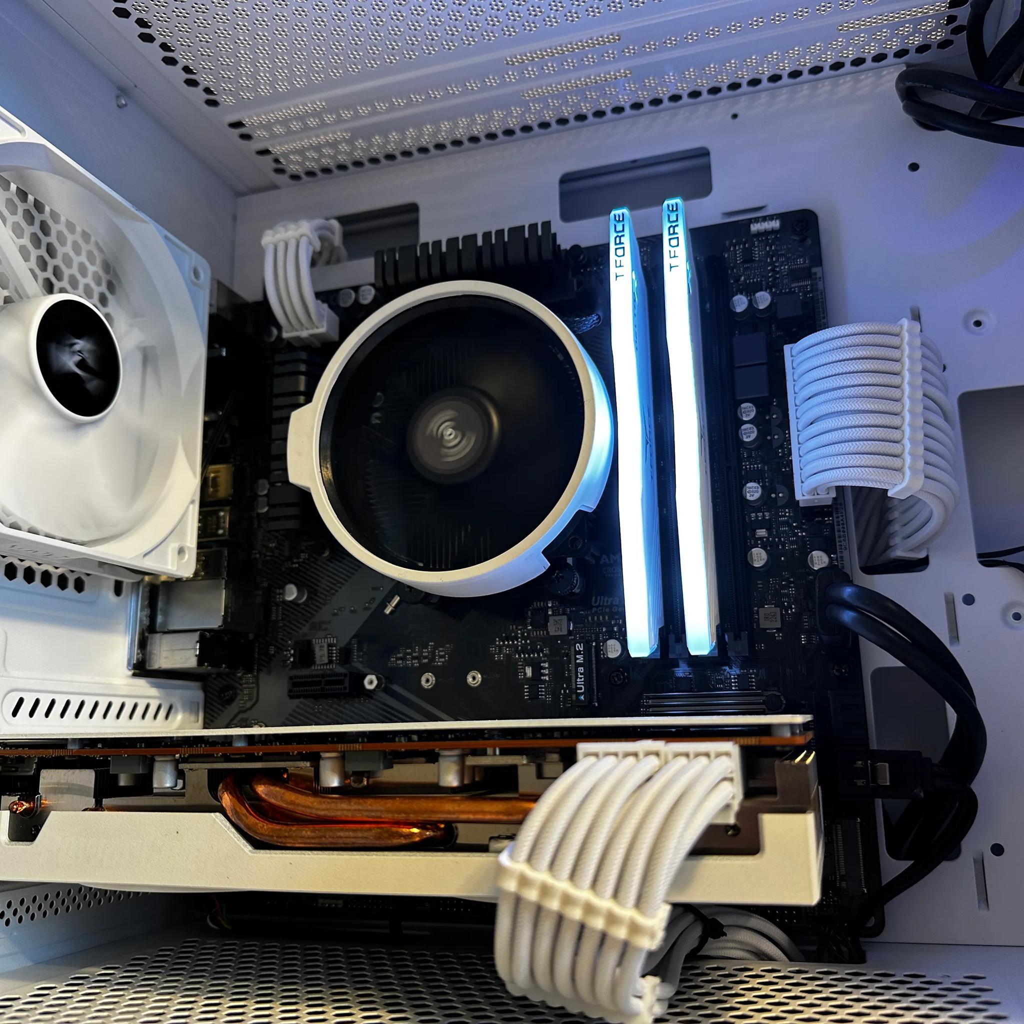 🧊ICEBERG🧊 Gaming PC | AMD Ryzen 5 | 16GB | RX 5700 XT | 1TB SSD | Win10 PRO