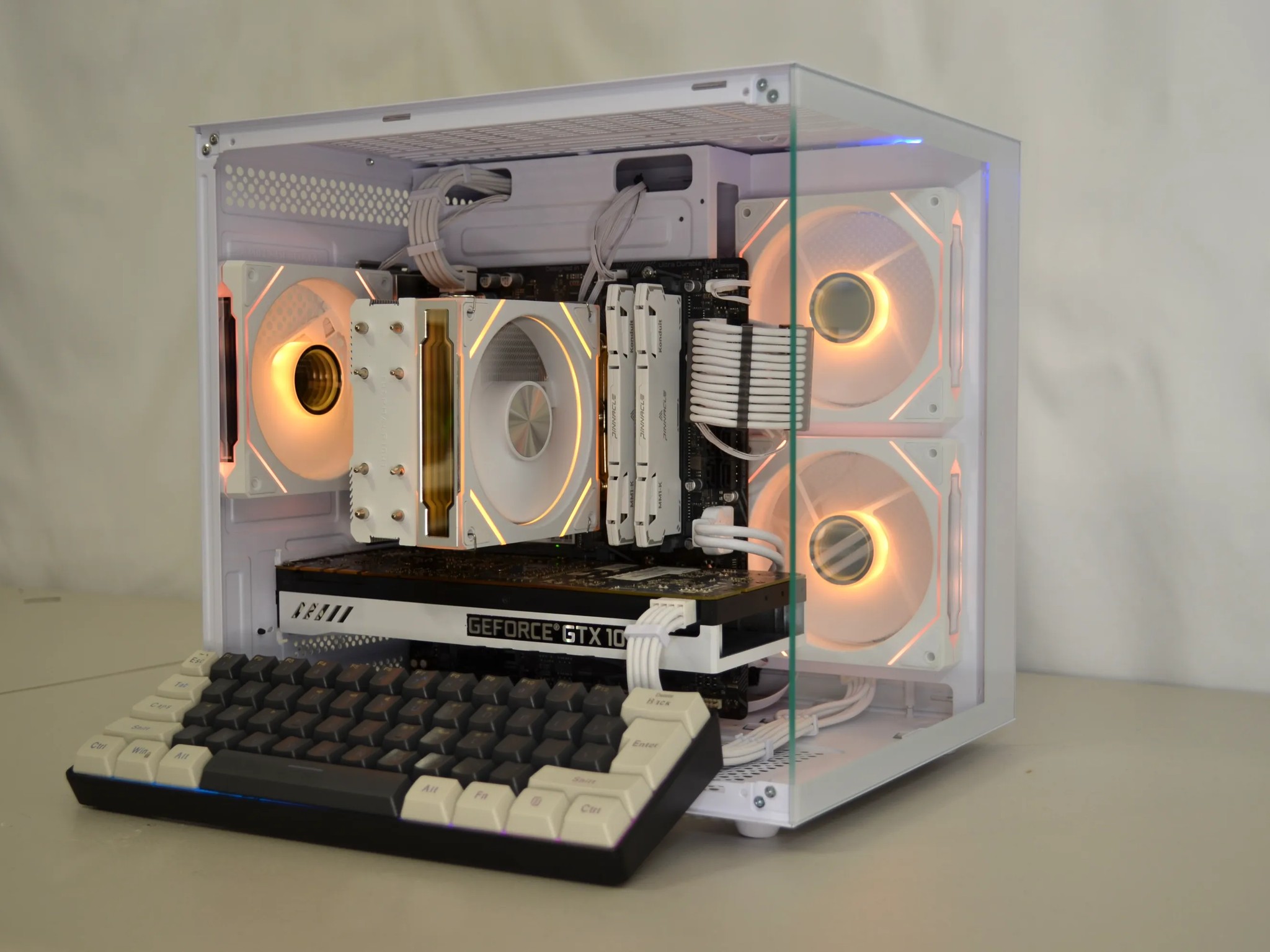 ❄️SnowFlake V2❄️- Free Keyboard!⌨️ | I5-10400f | GTX 1070 | 1tb NVME ssd | Windows 11 | WiFi