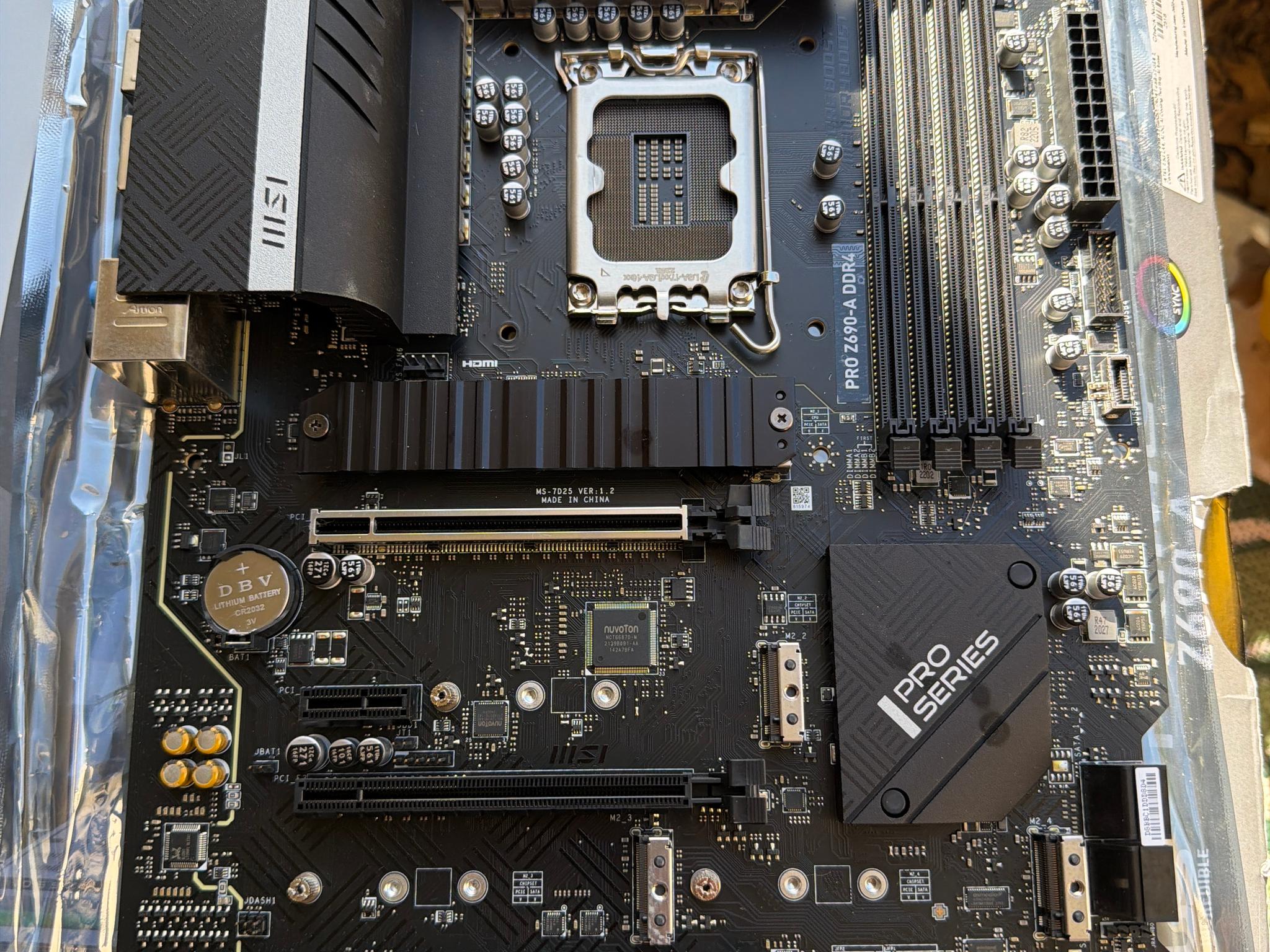 MSI PRO Z690-A DDR4 - Image 1