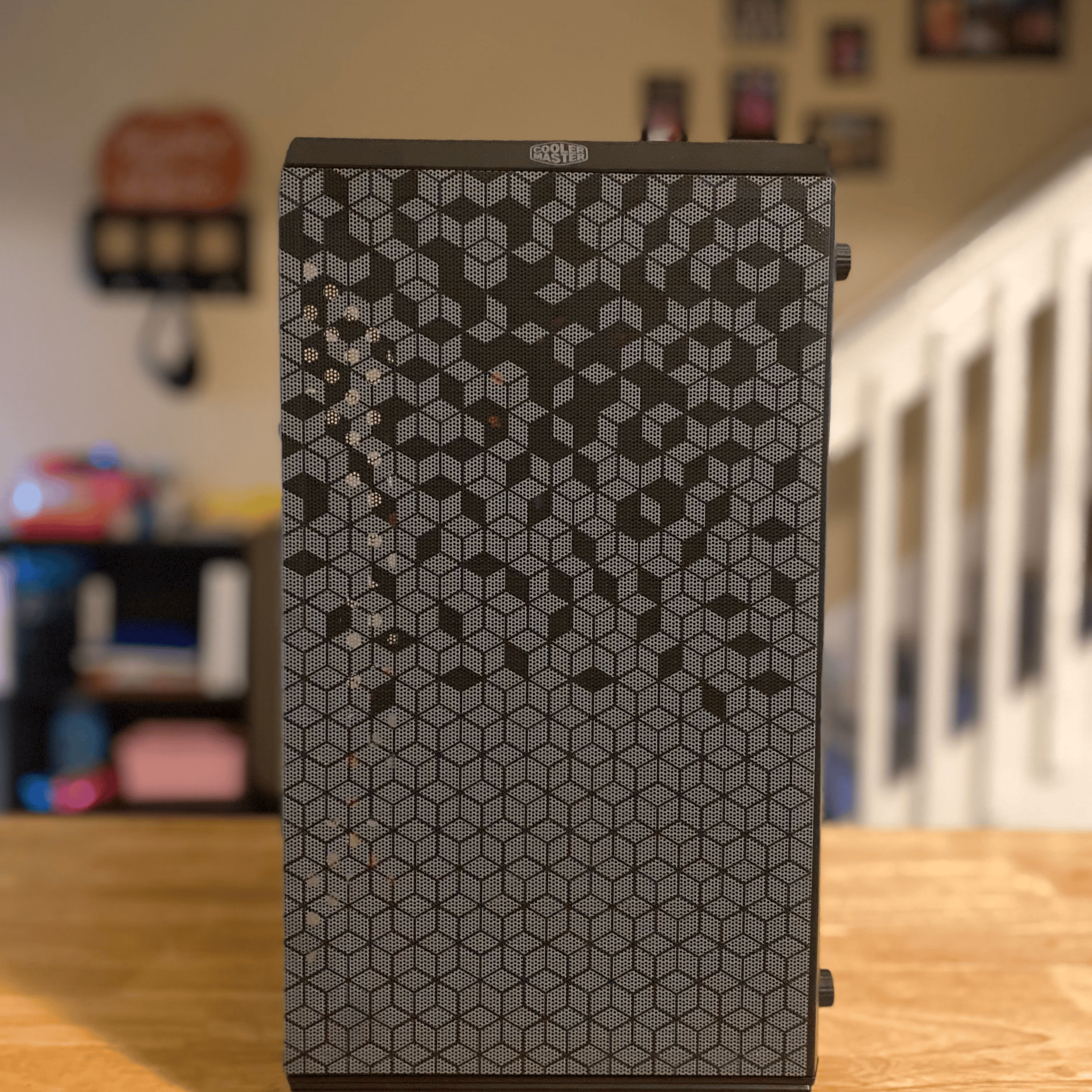 Custom Gaming PC i7 6700/ 32GB RAM 3200Mhz/Radeon RX 570 8GB