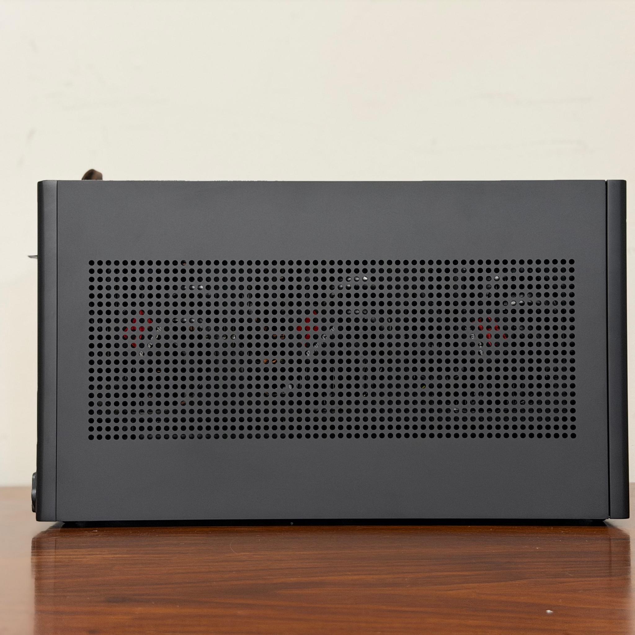 RX 9070 XT | Ryzen 7 7700X | 32GB DDR5 | B650I | 2TB SSD | 850W