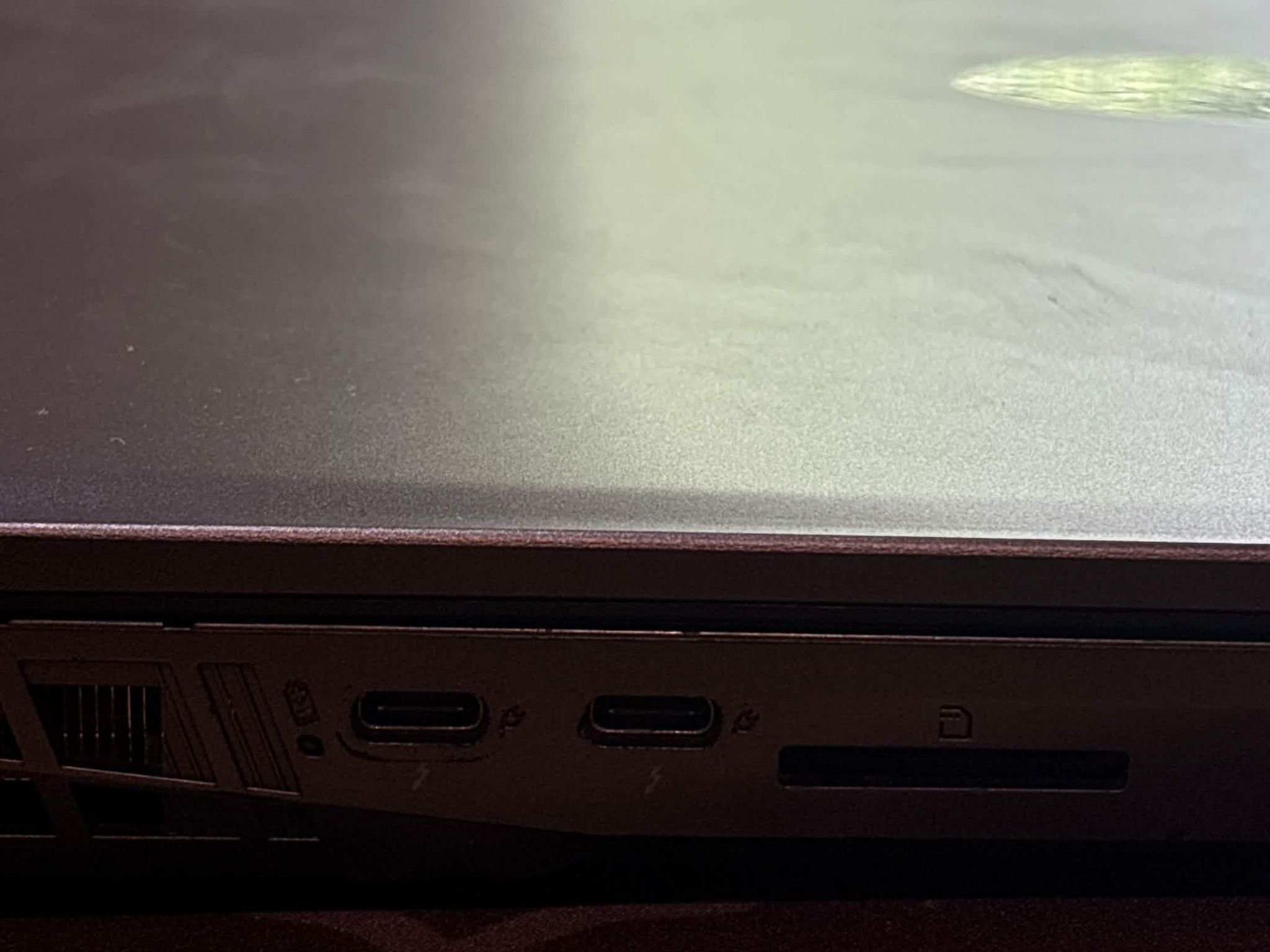 MSI Vector 16 HX AI Ultra 7 RTX 5070 Ti 16GB 2K 240Hz (NM)