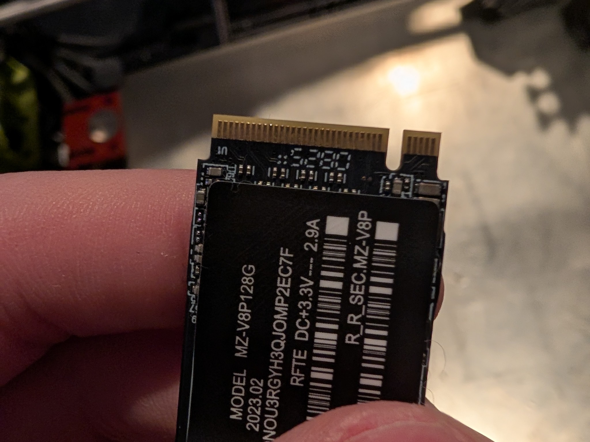 128 GB NVME SSD