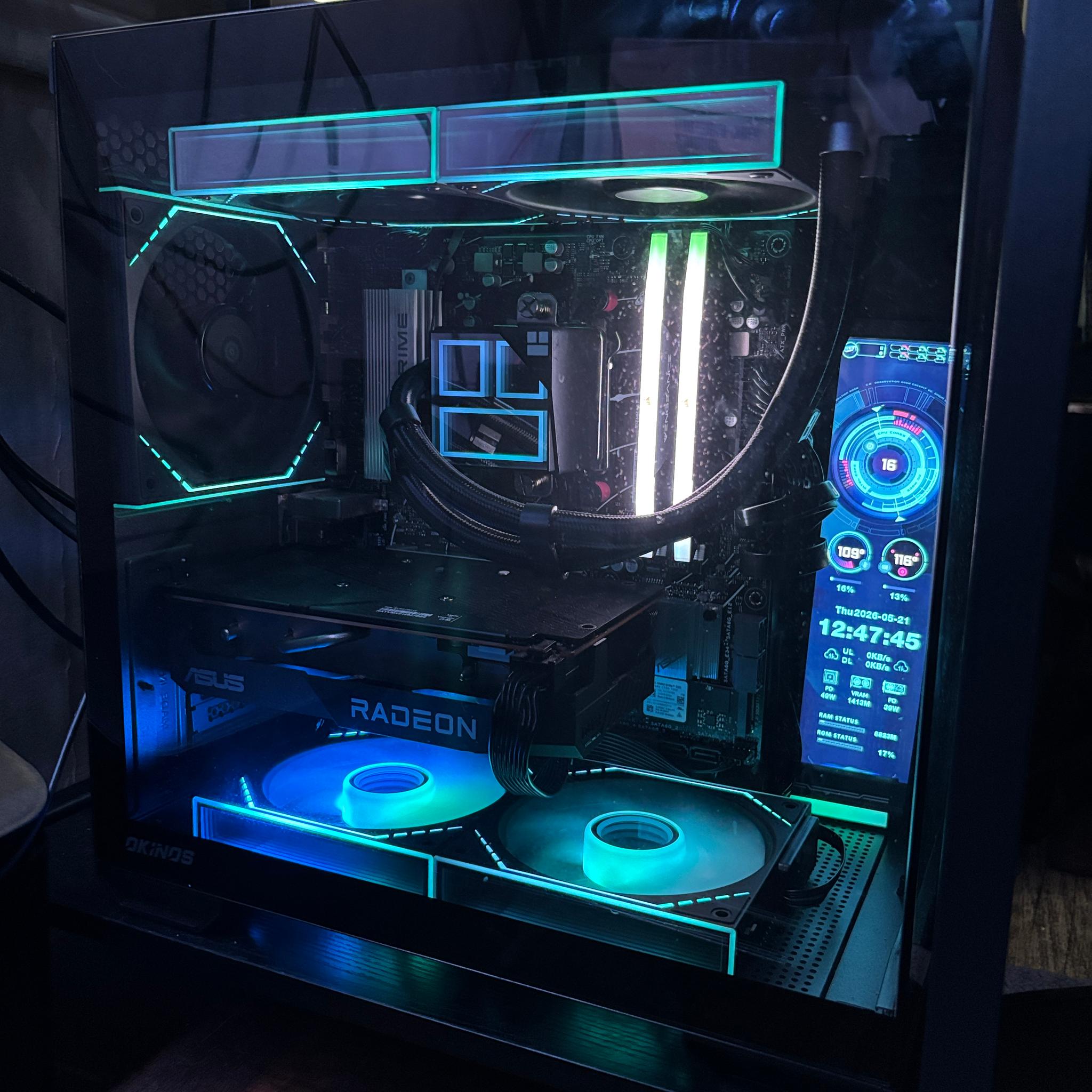 Infinity RGB | Ryzen 5 v7600x | RX 7600 | 32 GB DDR5 (6000MTs) | 1 TB SSD | digital display | 750W