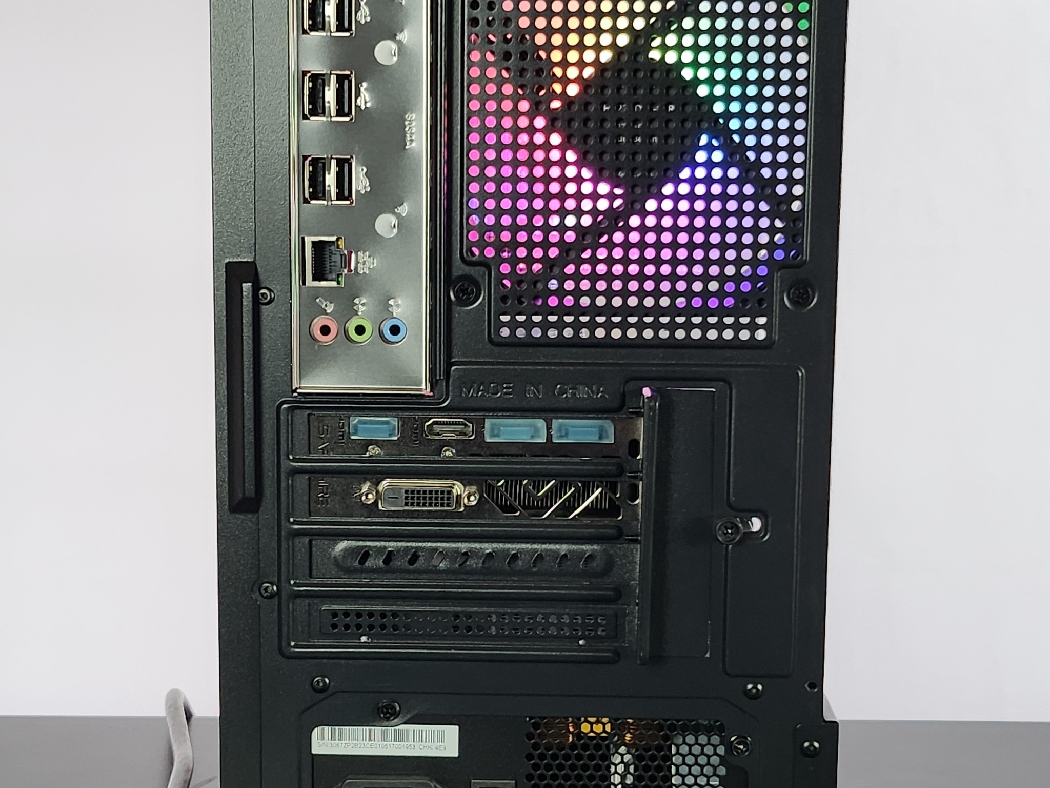 Entry-Level Gaming PC! RX 570 Intel E5-2667v2