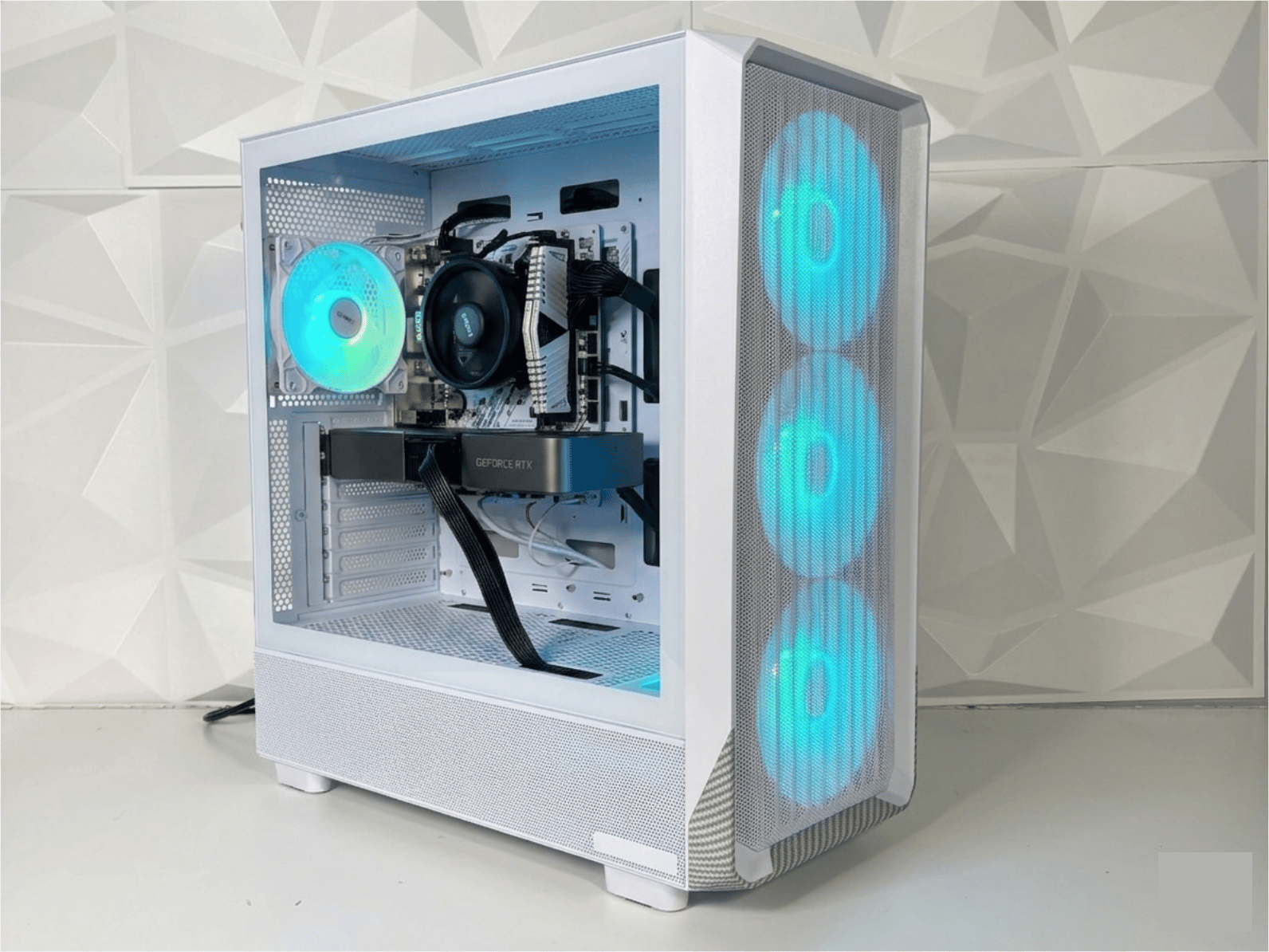 //Glacier Valley V2// - i5 10400F, RTX 3070, 960GB SSD, 16GB