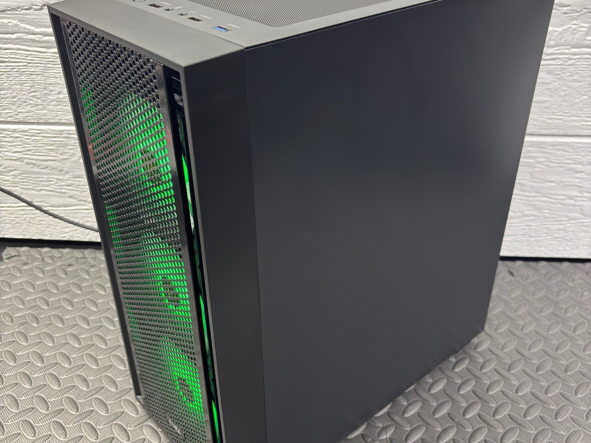 Gaming PC – Ryzen 5 5500 / RTX 3070 8GB / 16GB RGB 3600MHz / Windows 11