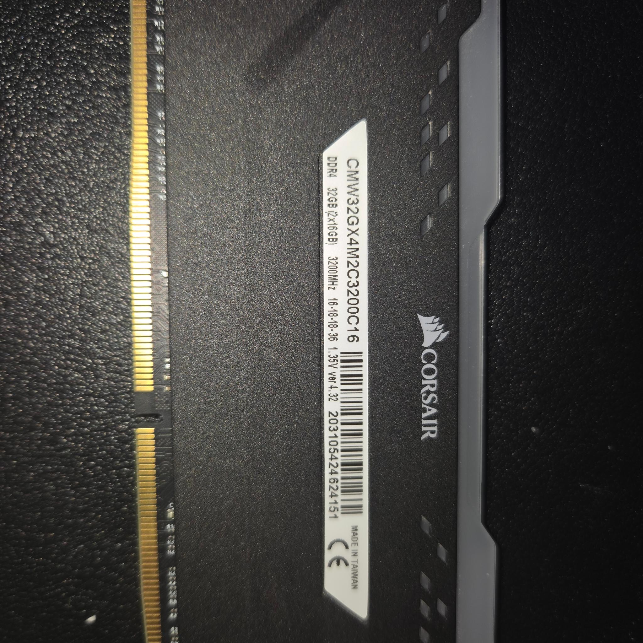 Corsair Vengeance RGB Pro 32GB