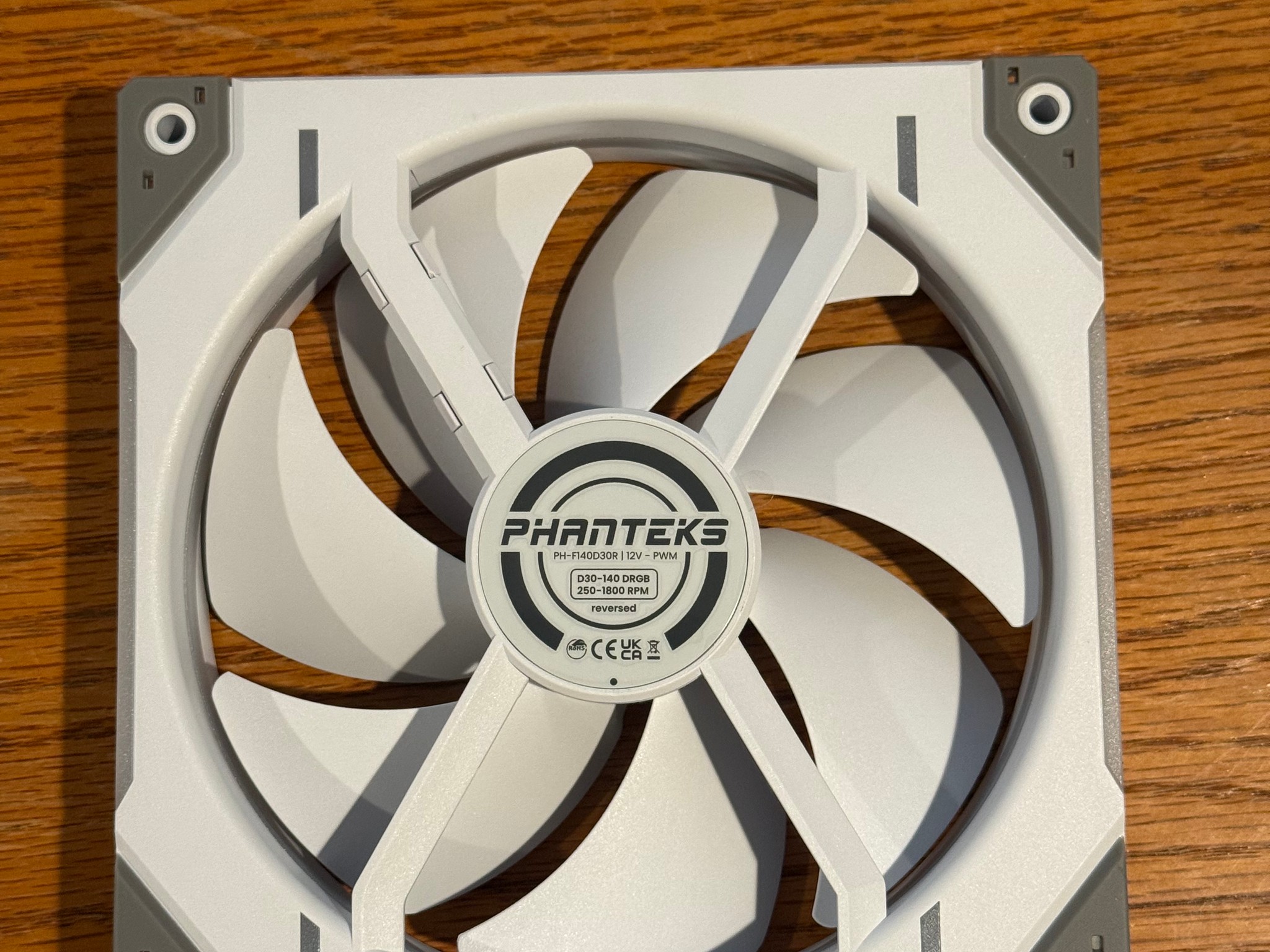 Phanteks D30-140 DRGB PWM FAN 3pack, Reverse Airflow Model - Quantity: 6