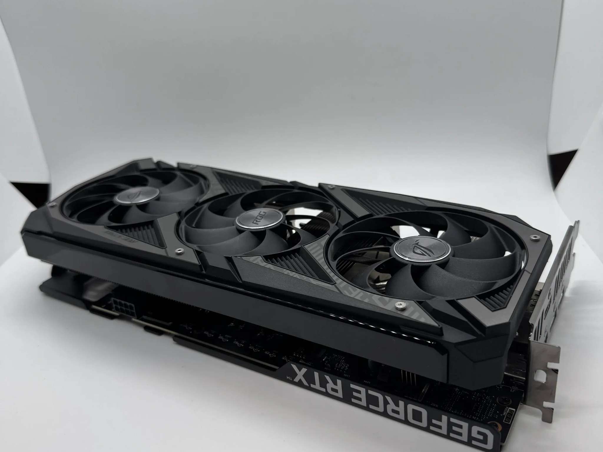 Asus ROG STRIX GAMING GeForce RTX 3060 12GB Video Card