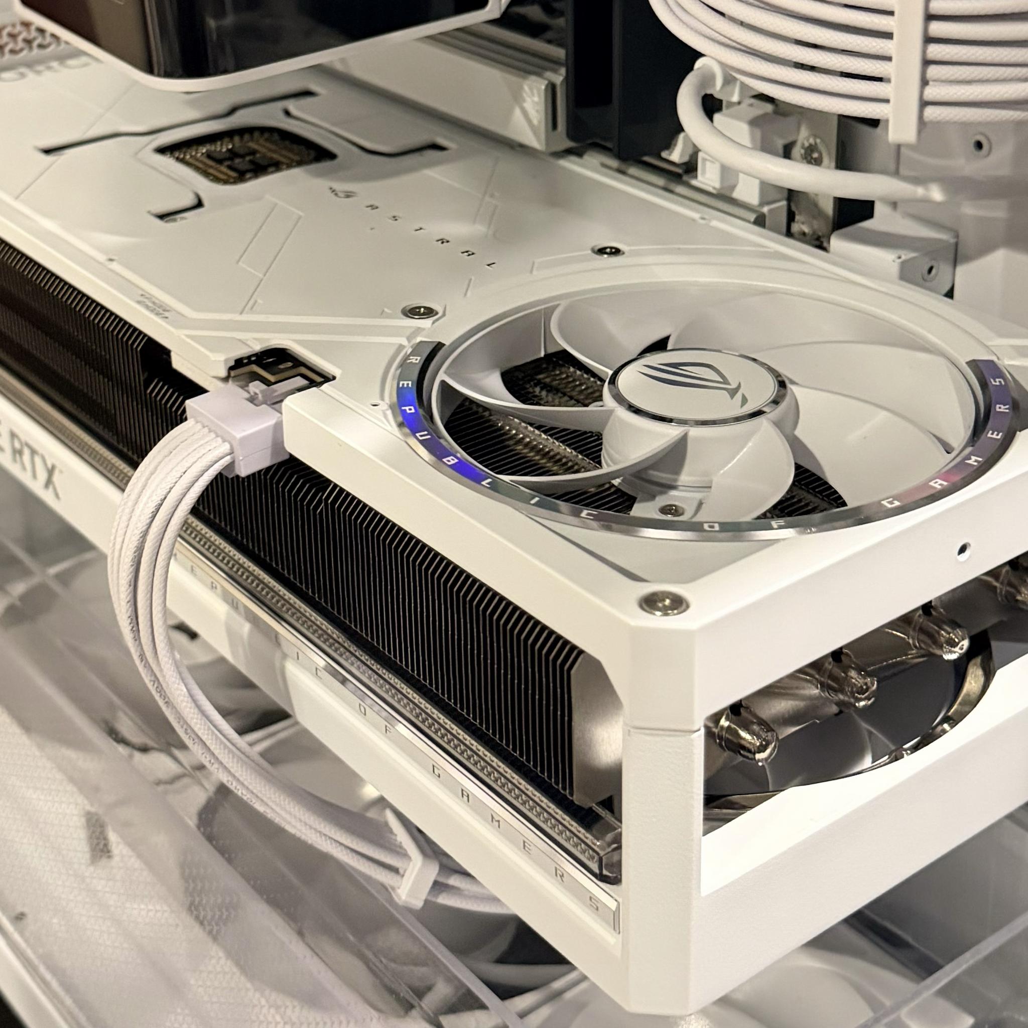 ASUS ROG Strix GeForce RTX 5090 Astral