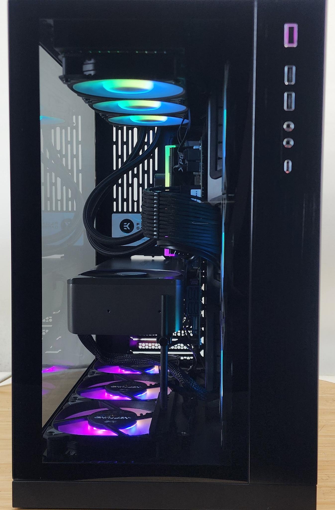 Gaming PC Ryzen 9 7950X 32GB RAM 1TB SSD RTX 4070 Ti SUPER 16GB Win11 Computer