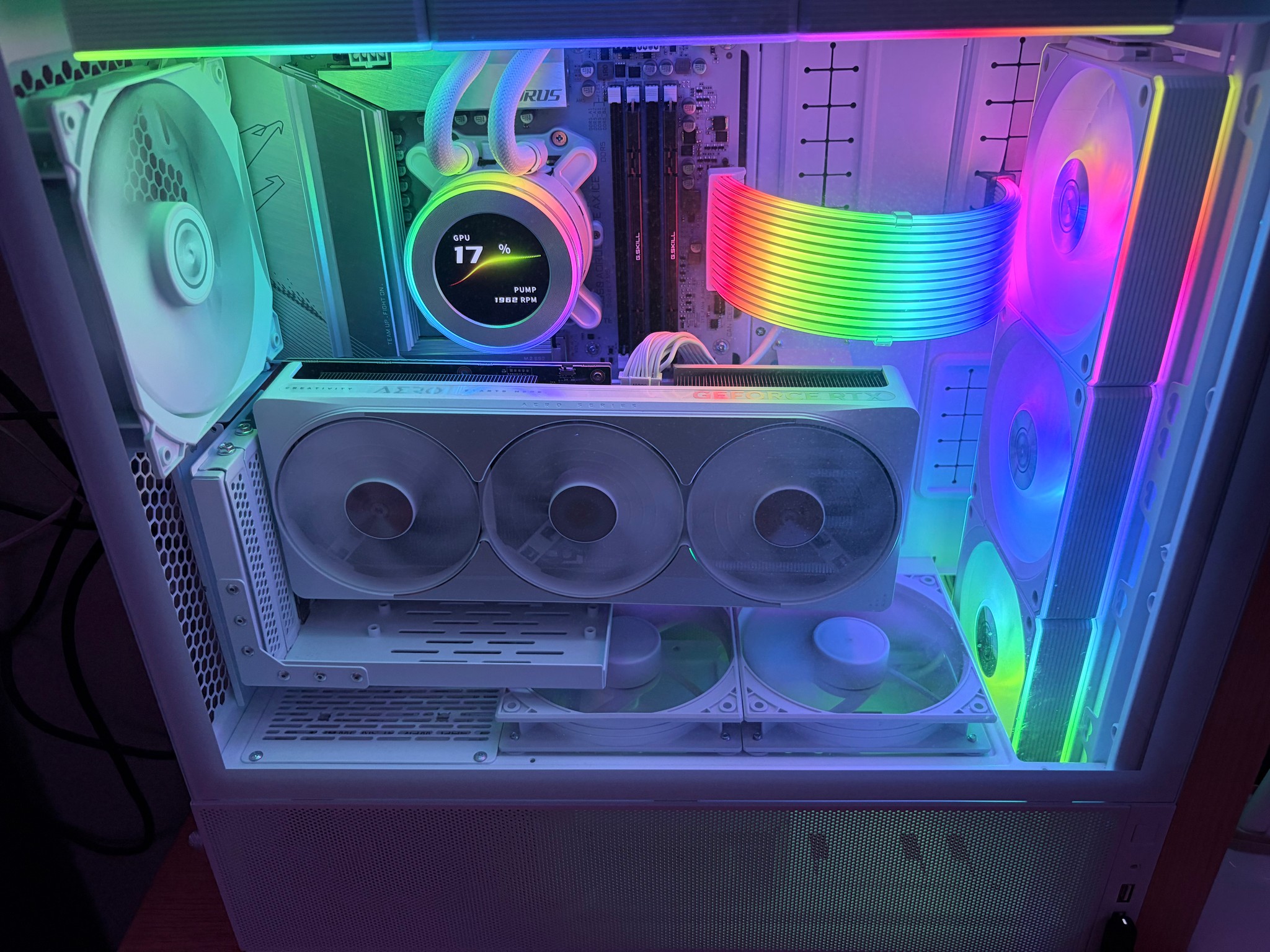 GeForce RTX 5080 Custom Gaming PC - Ryzen 7 9700X, 32GB RAM, 2TB NVMe SSD