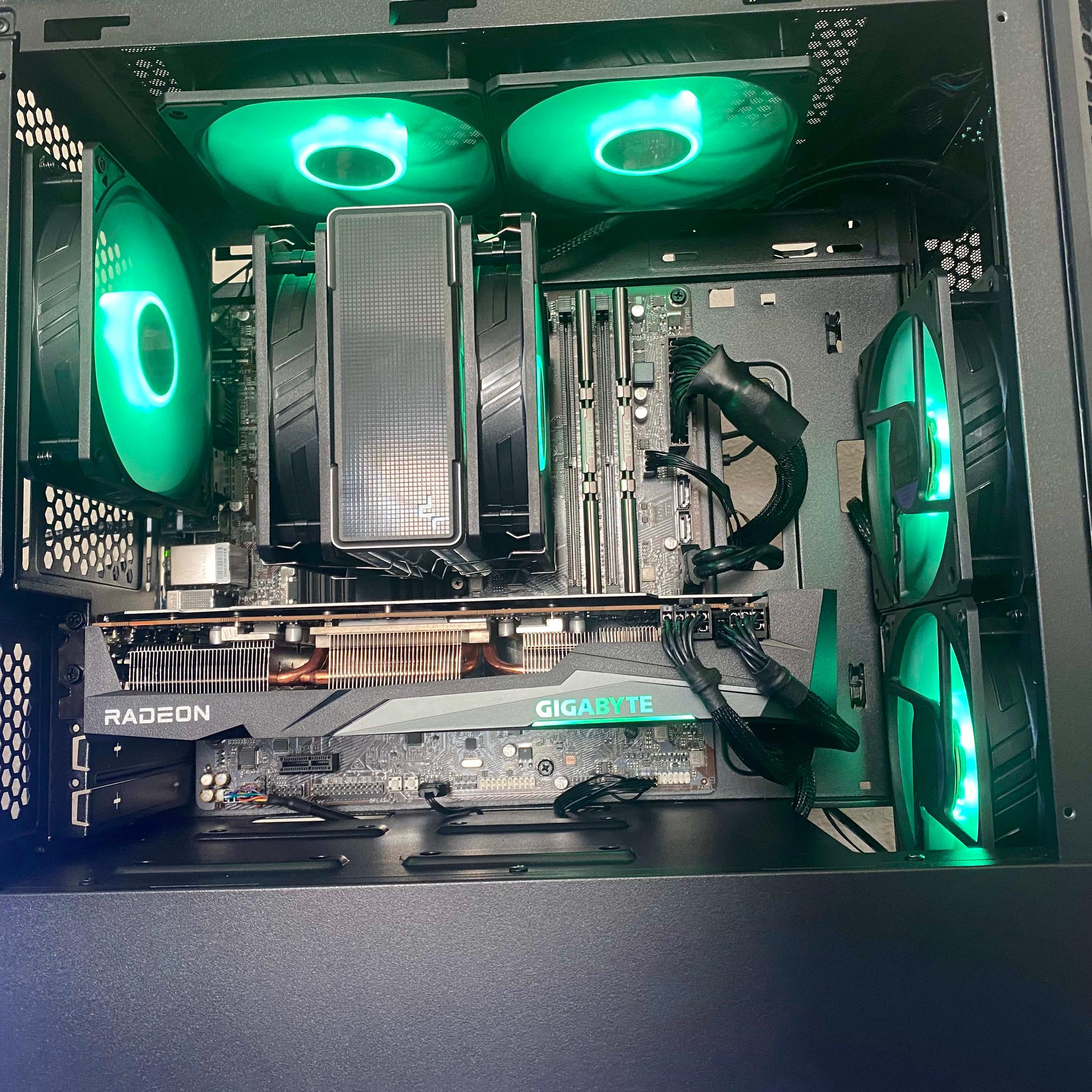 [\Onyx/] 12400 6750 XT Gaming PC