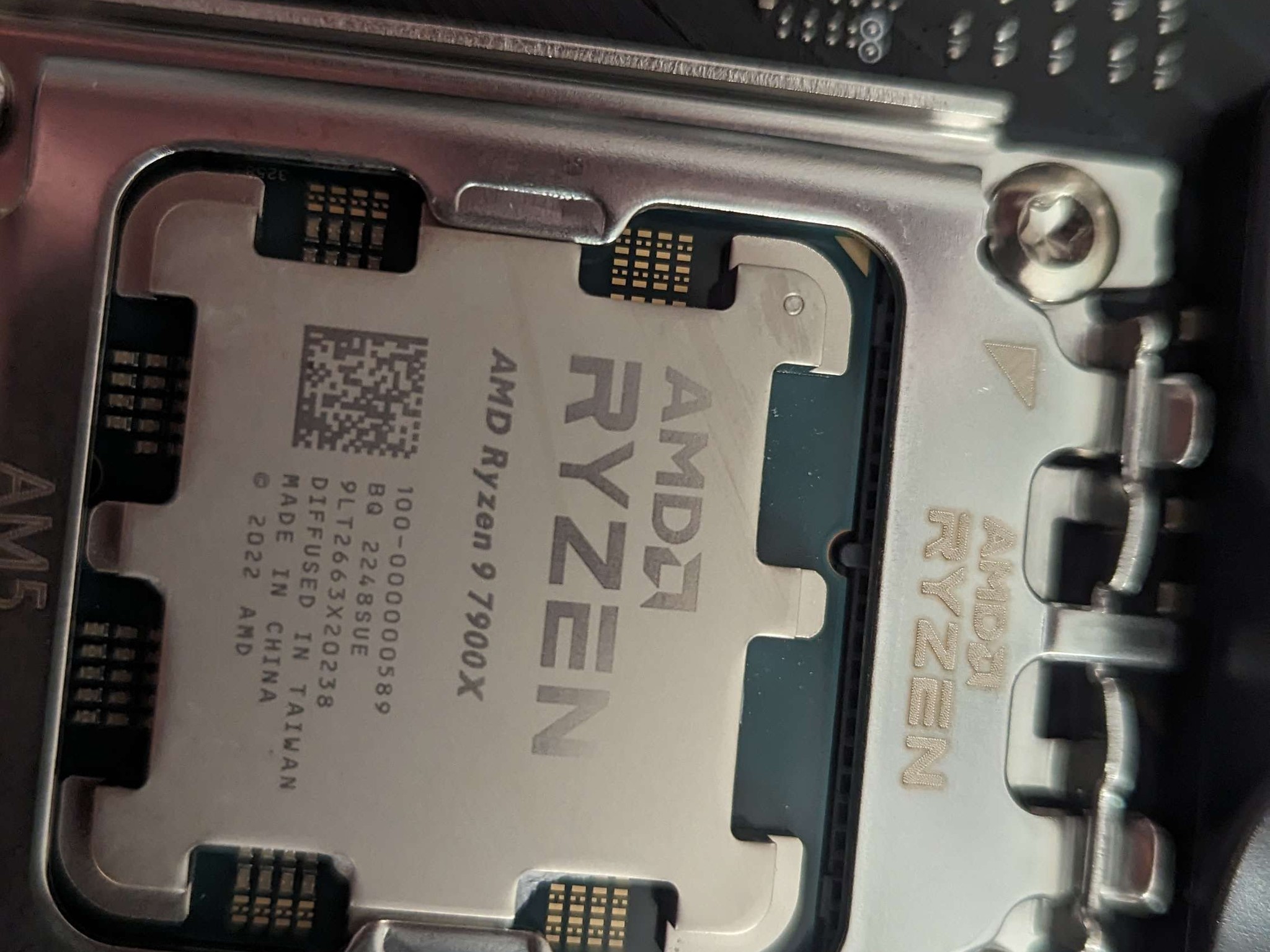 Ryzen 9 7900x