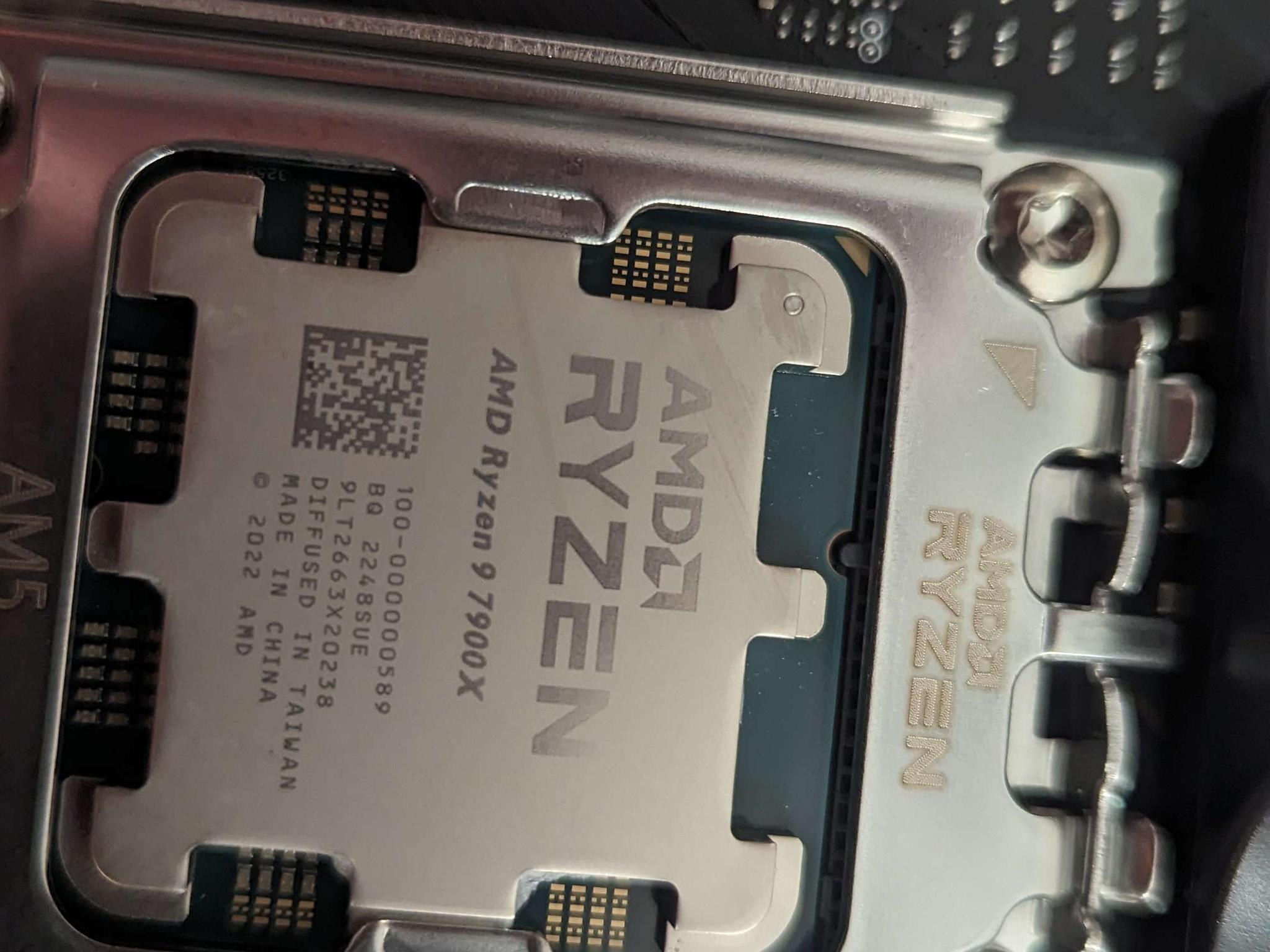 Ryzen 9 7900x