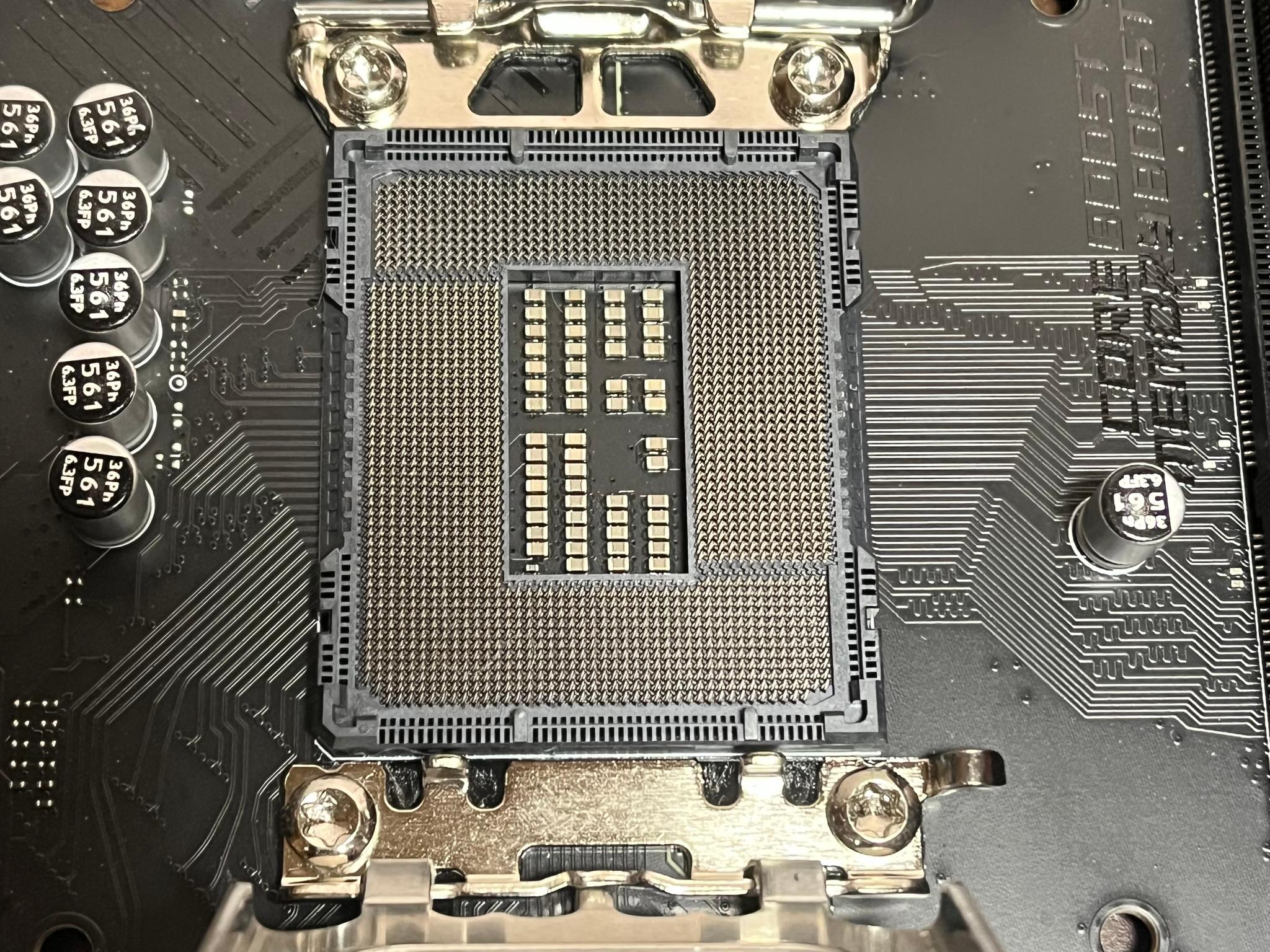 I5-12400 | MSI Pro Z690-A Motherboard | 32GB DDR5