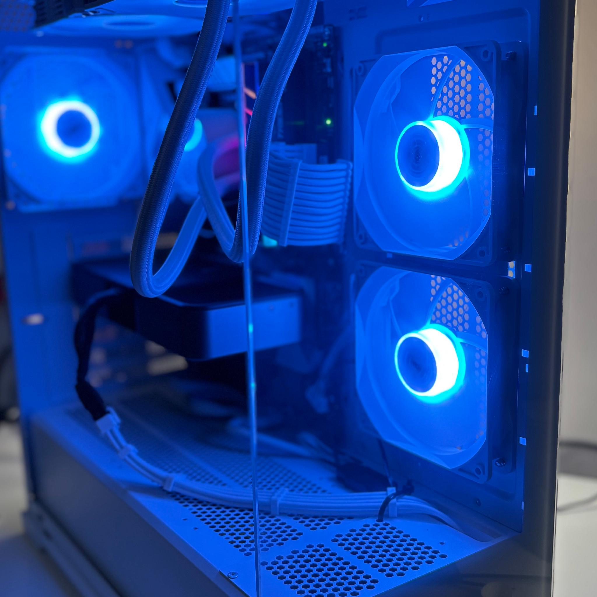 White Gaming PC - RTX 3070, Core i9 9900K, 16GB RAM, 512GB SSD