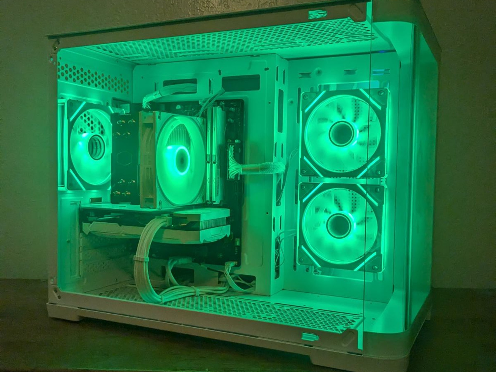 🔥RTX 4060, Ryzen 5, 16 GB RAM, 1 TB Storage