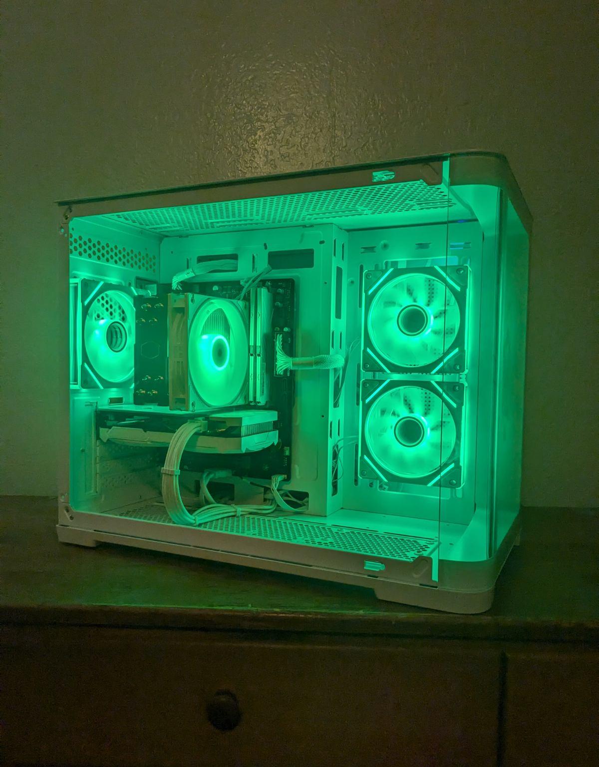 🔥RTX 4060, Ryzen 5, 16 GB RAM, 1 TB Storage