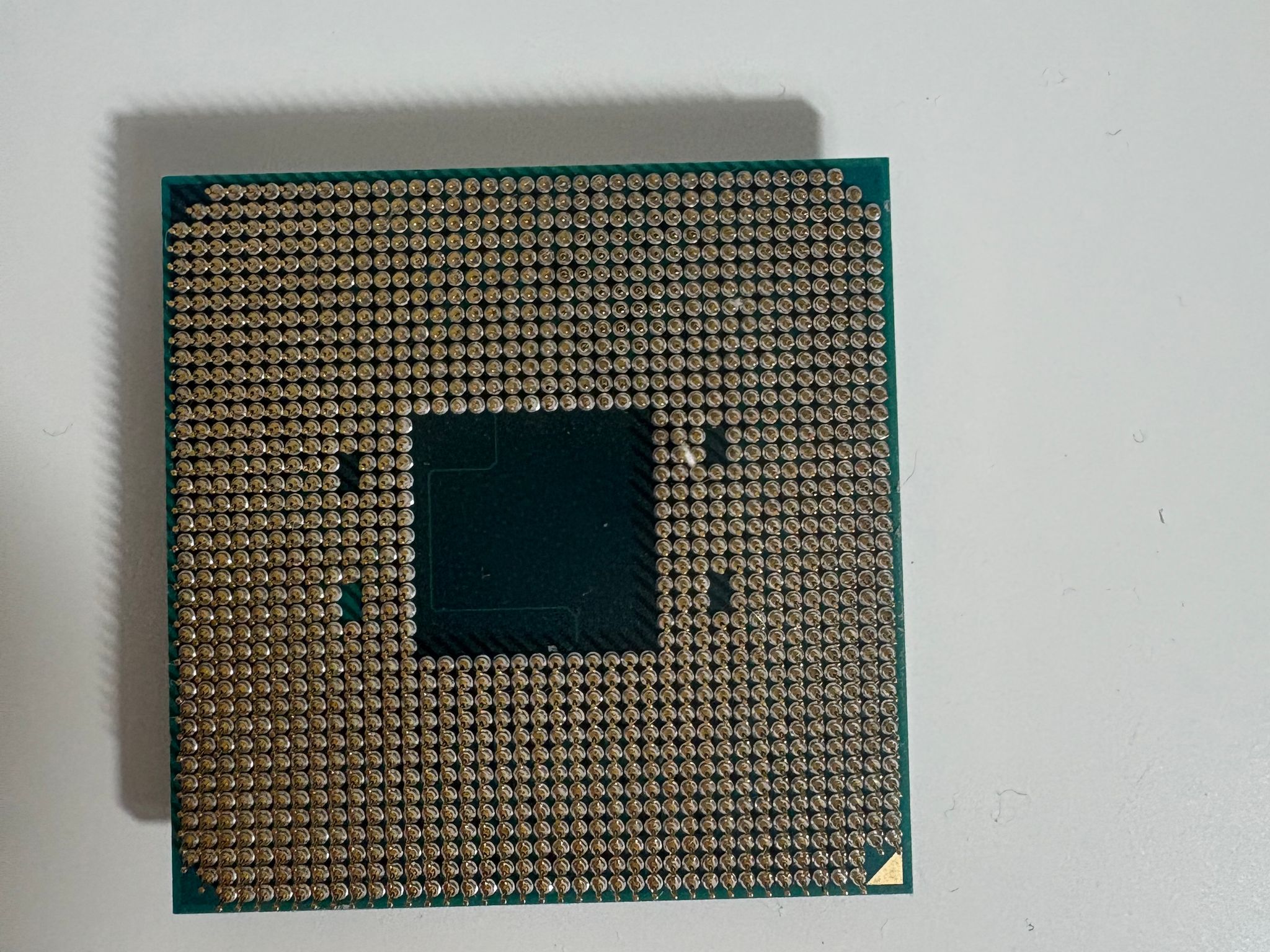AMD Ryzen 5 2400G