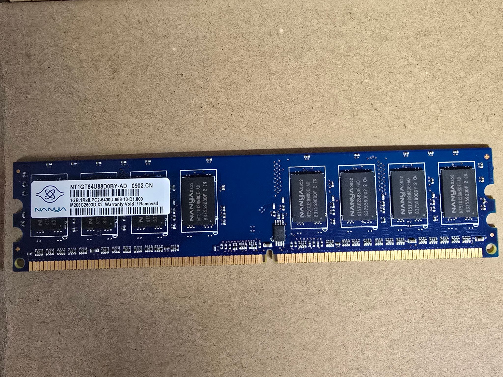 NANYA 1Rx8 1GB DDR2 PC2-6400U Memory Standard Desktop Memory NT1GT64U88D0BY-AD DIMM