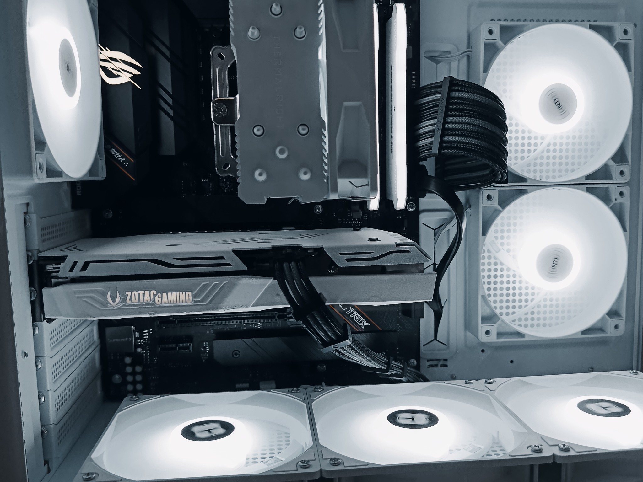 Custom White RGB Gaming Desktop PC – Ryzen 5 5600 + White RTX 3060 Ti