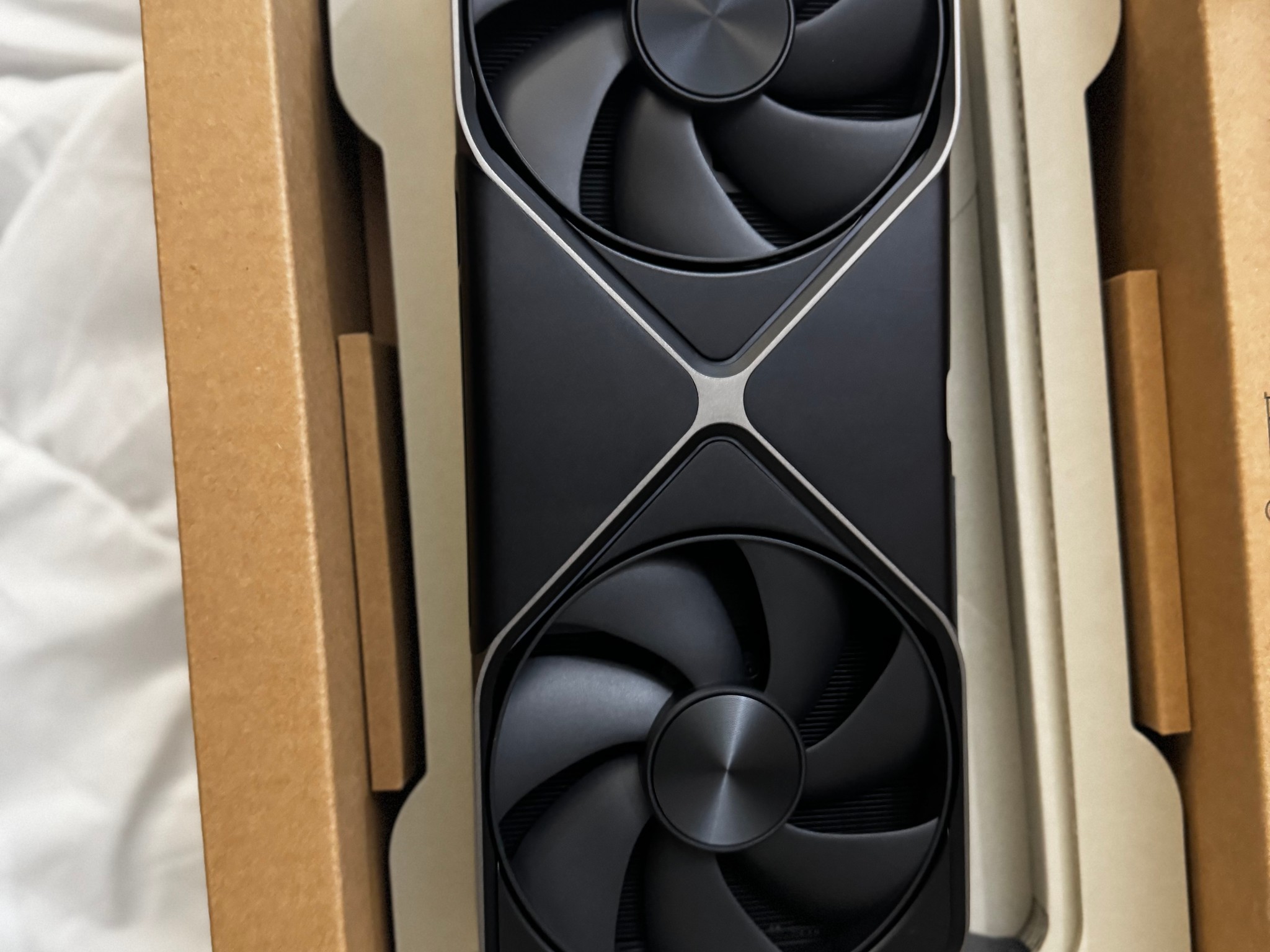 NVIDIA GeForce RTX 5080 Founders Edition