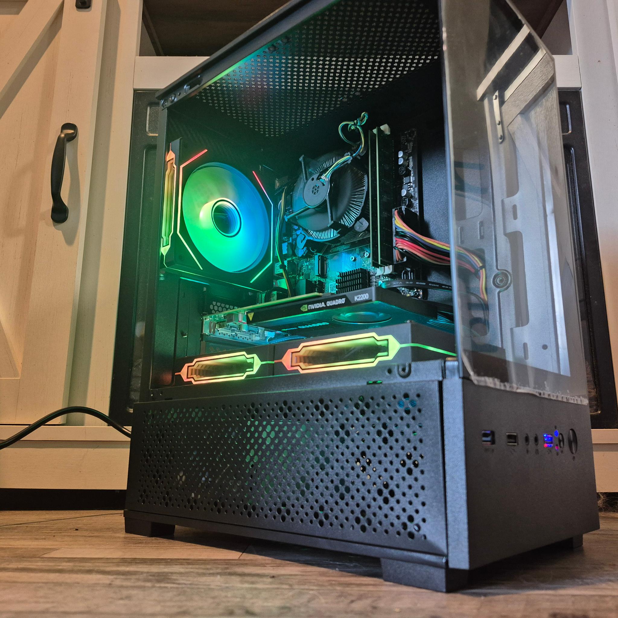 Copy of SCRATBusget Aquarium Build | i5-4570, 16GB RAM, Nvidia K2200 4GB, 512GB SSD, Win10
