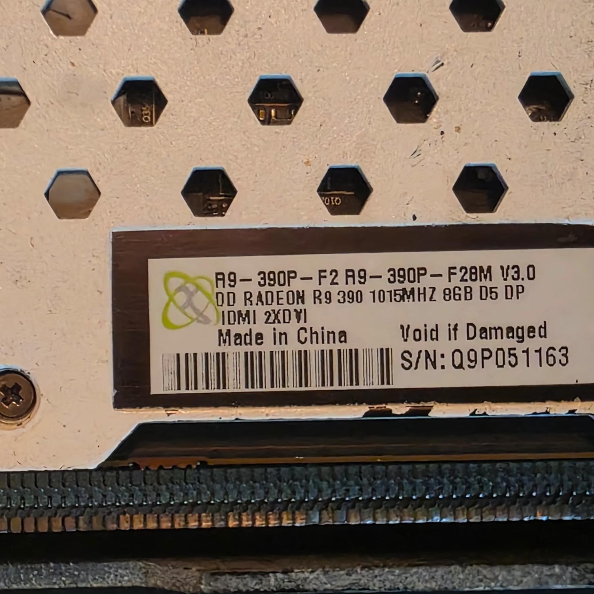 Radeon R9 390 8GB