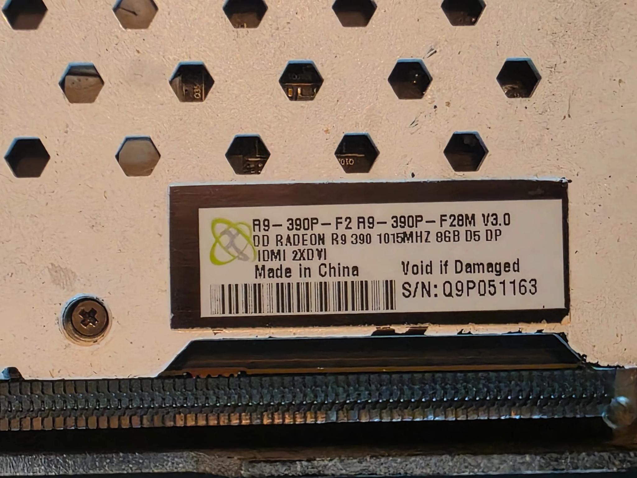 Radeon R9 390 8GB