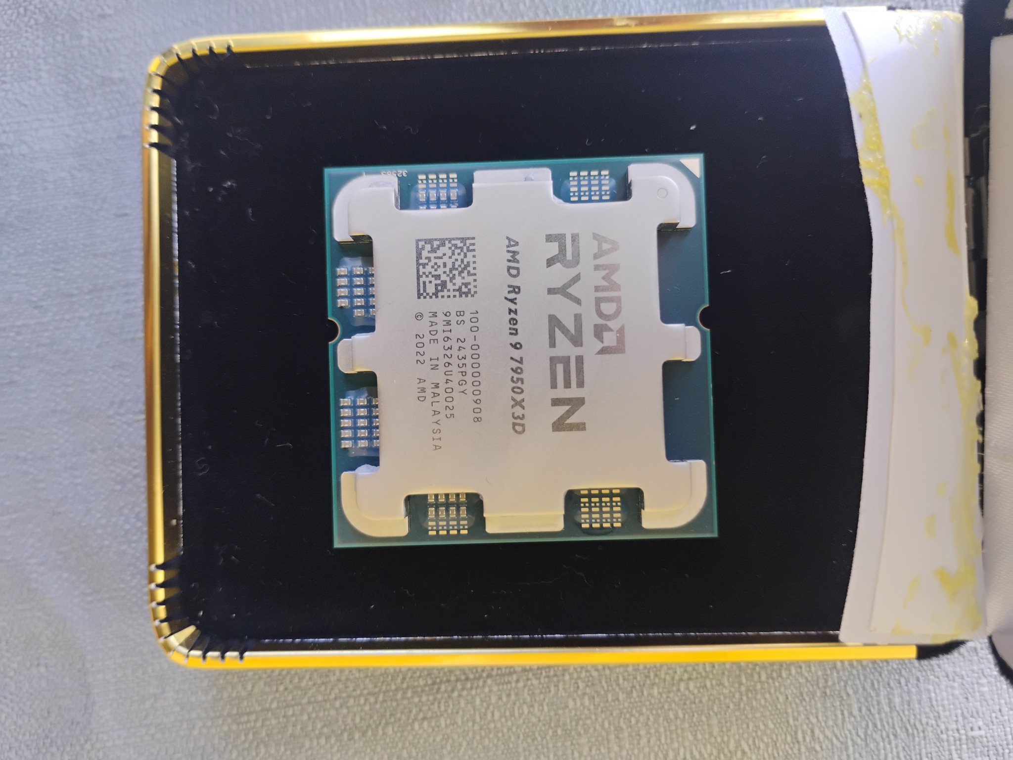 AMD Ryzen 9 7950X3D