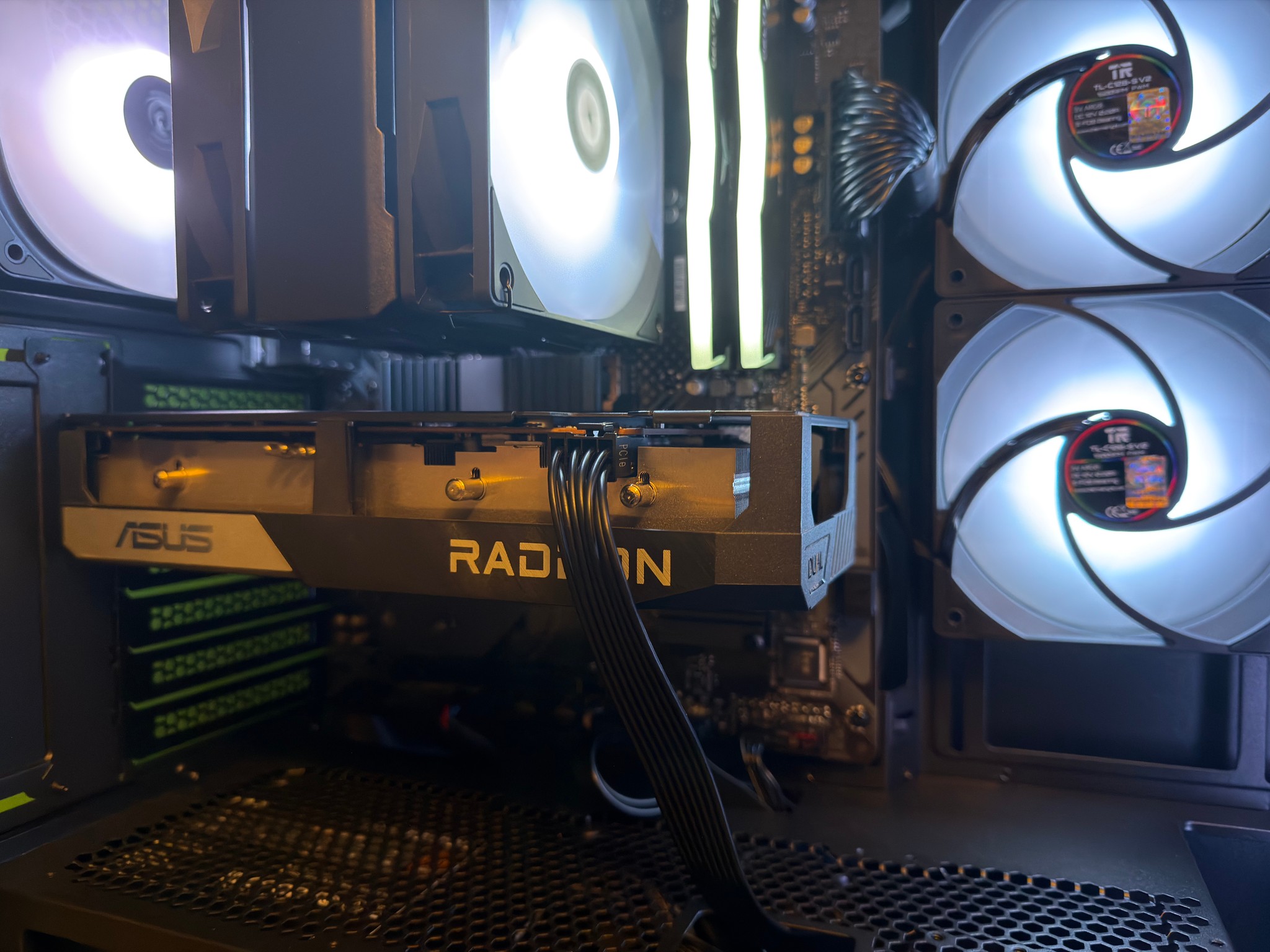 🩵High-Airflow 1080p Gaming PC | RX 6600 XT | Ryzen 5 5500 | 16GB DDR4 | 2TB SSD