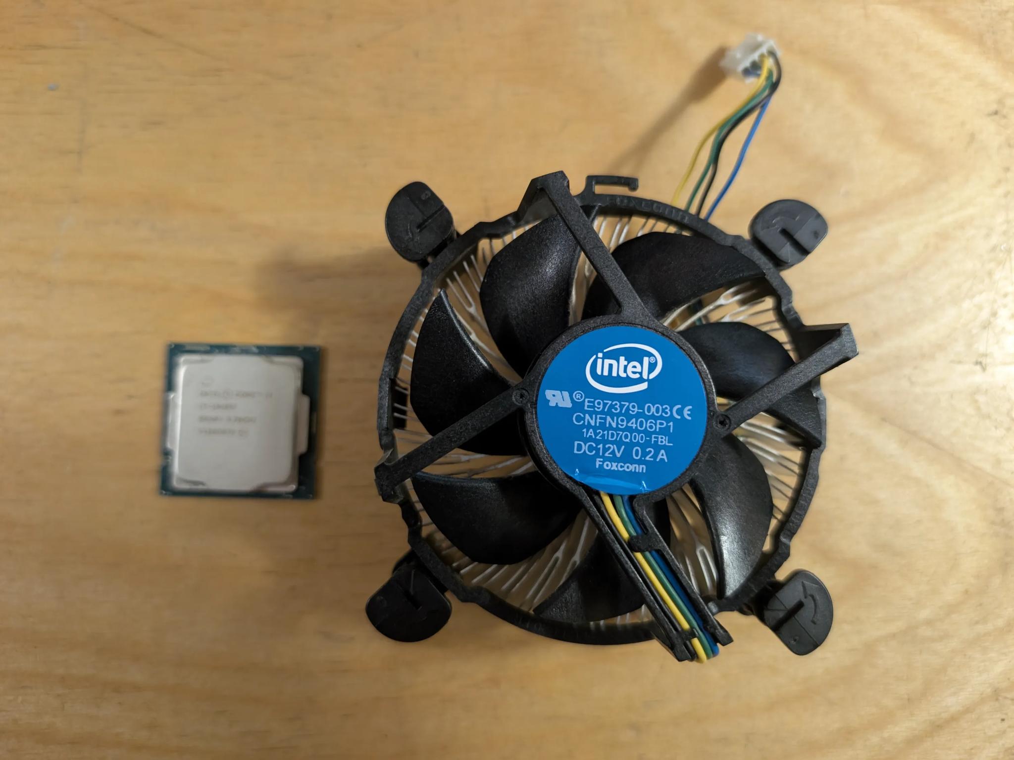 Intel Core i3 10105F + stock cooler