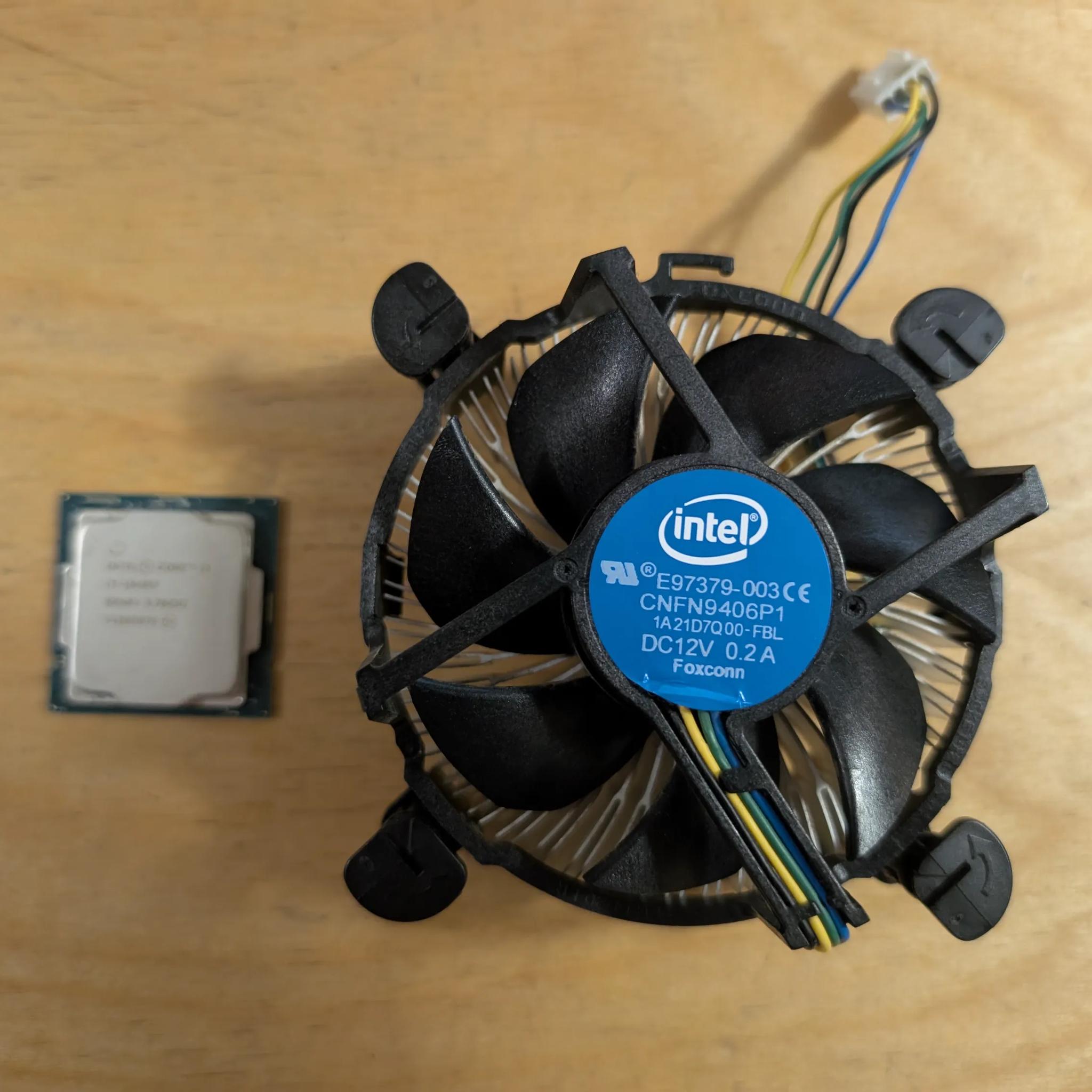 Intel Core i3 10105F + stock cooler