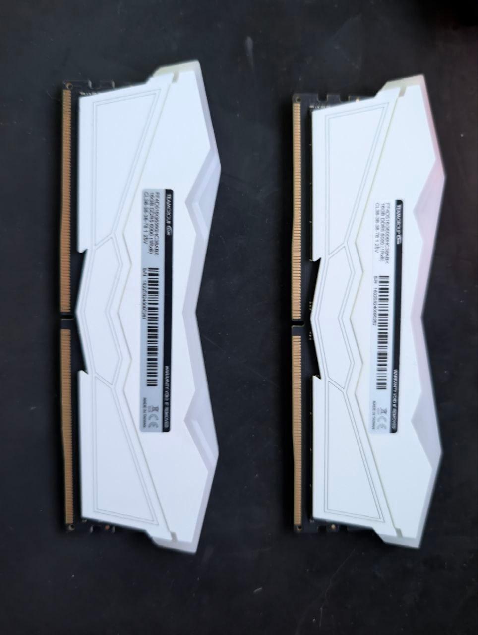 TEAMGROUP T-Force Delta RGB DDR5 32GB DDR5-6000 (2x16GB) - Image 1