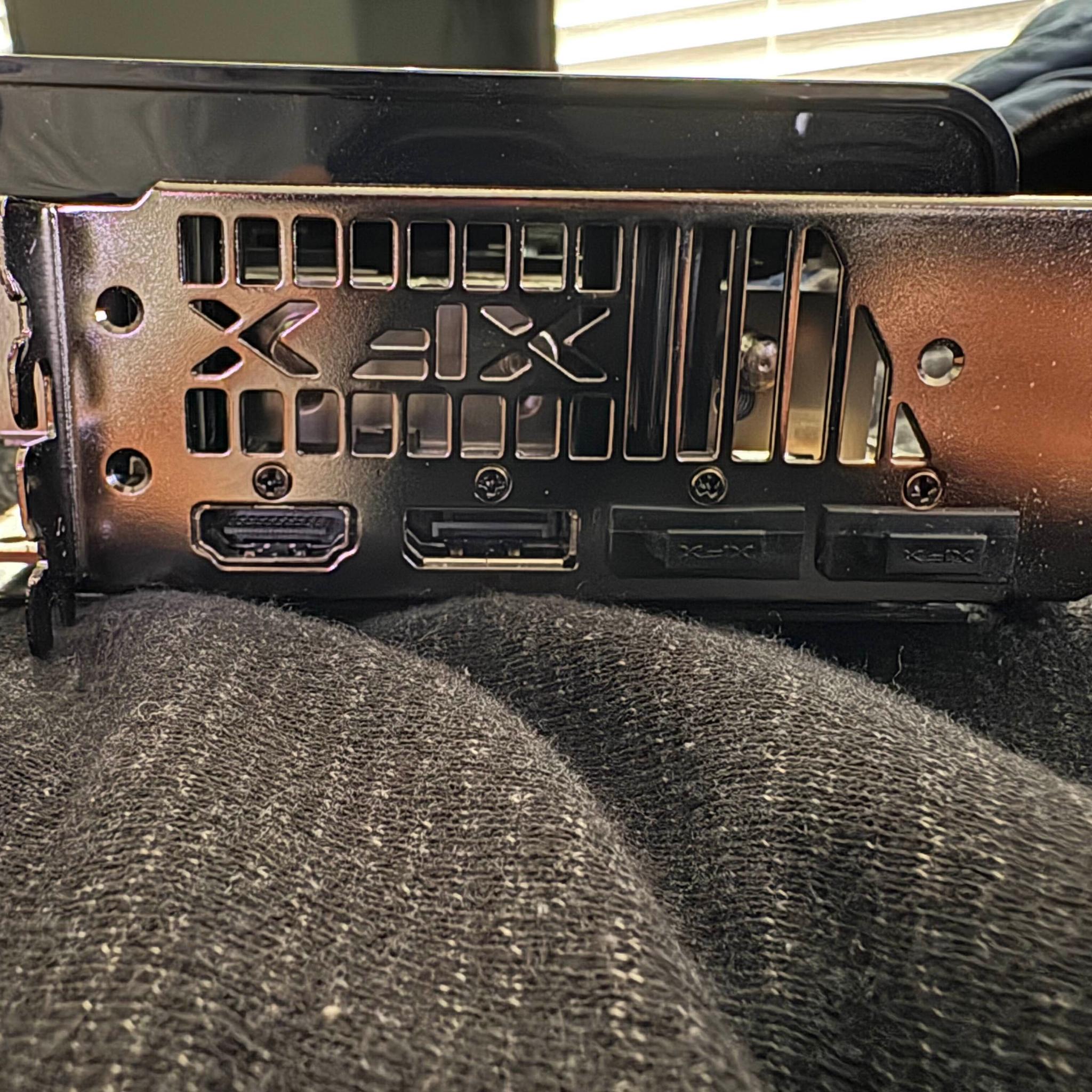 XFX Speedster SWFT 319 RX 6800 16GB GPU (Tested, Good Condition)