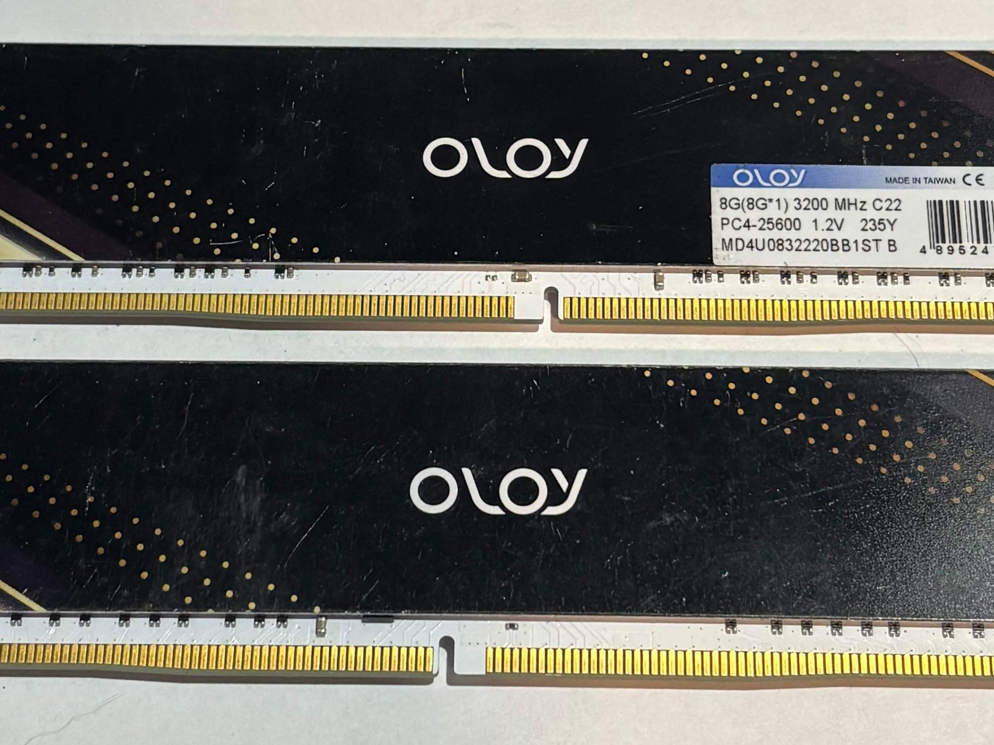 OLOy 16GB (2x8GB) DDR4 3200MHz Desktop Memory Kit | White Heatsinks | Tested Working  Condition