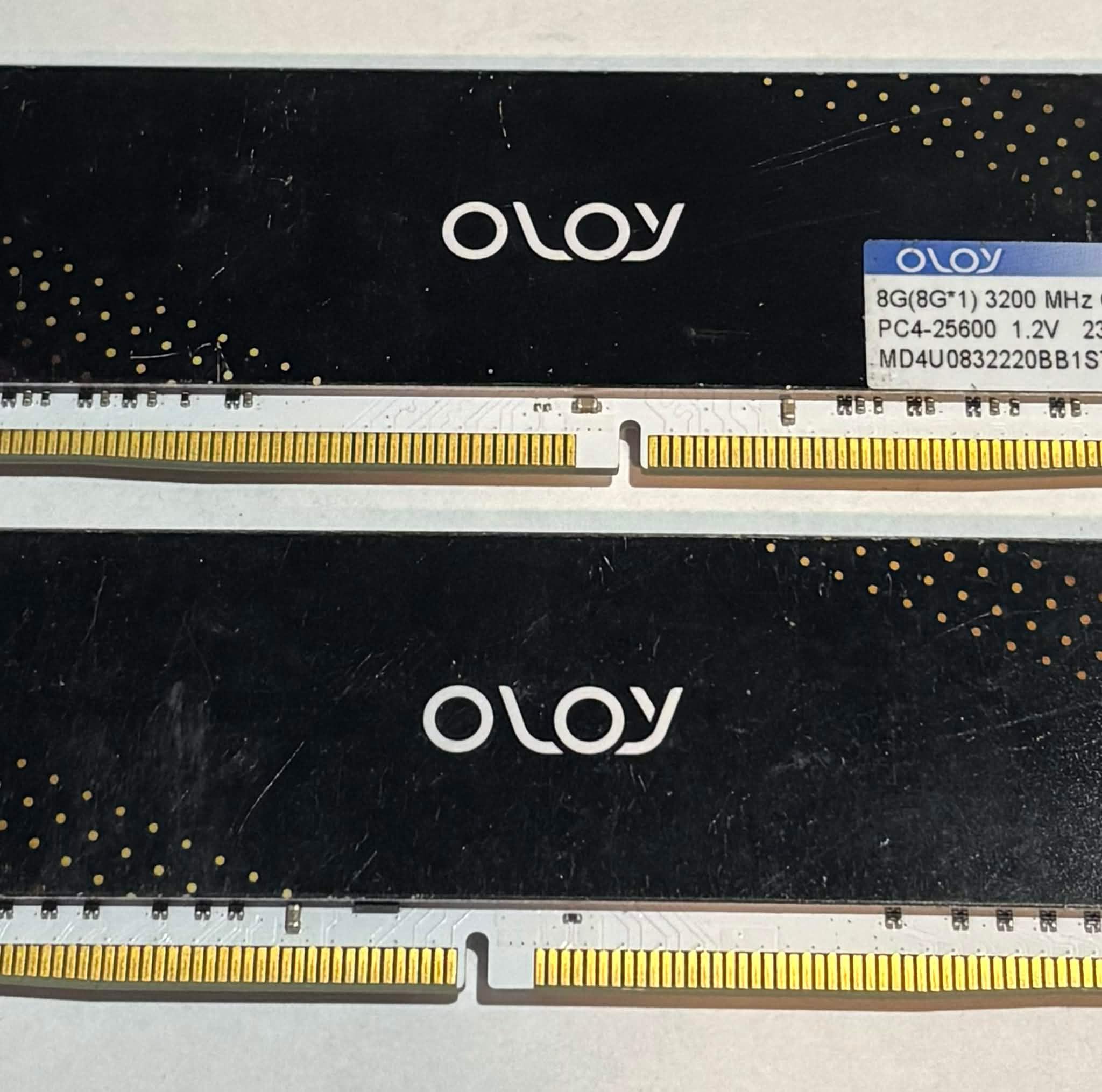OLOy 16GB (2x8GB) DDR4 3200MHz Desktop Memory Kit | White Heatsinks | Tested Working  Condition