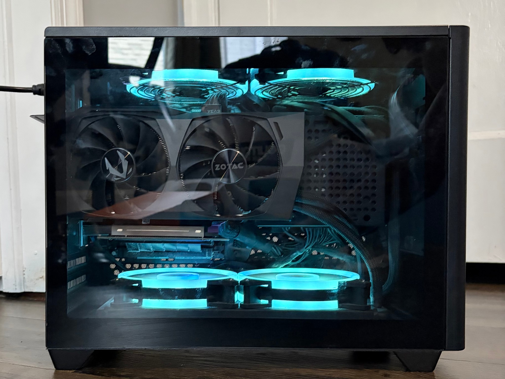 ❄️🖤 DARK FROST 🖤❄️ Ryzen 5 5600X / RTX 3060 TI / 16gb DDR4 / 512GB SSD / Gaming PC