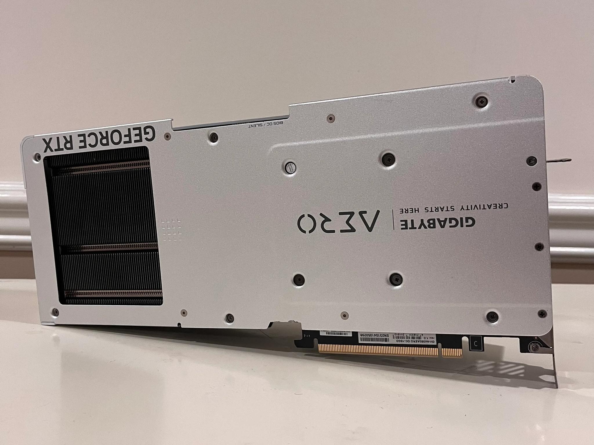 4080 AERO / READ DESC CUSTOM GAMING PC