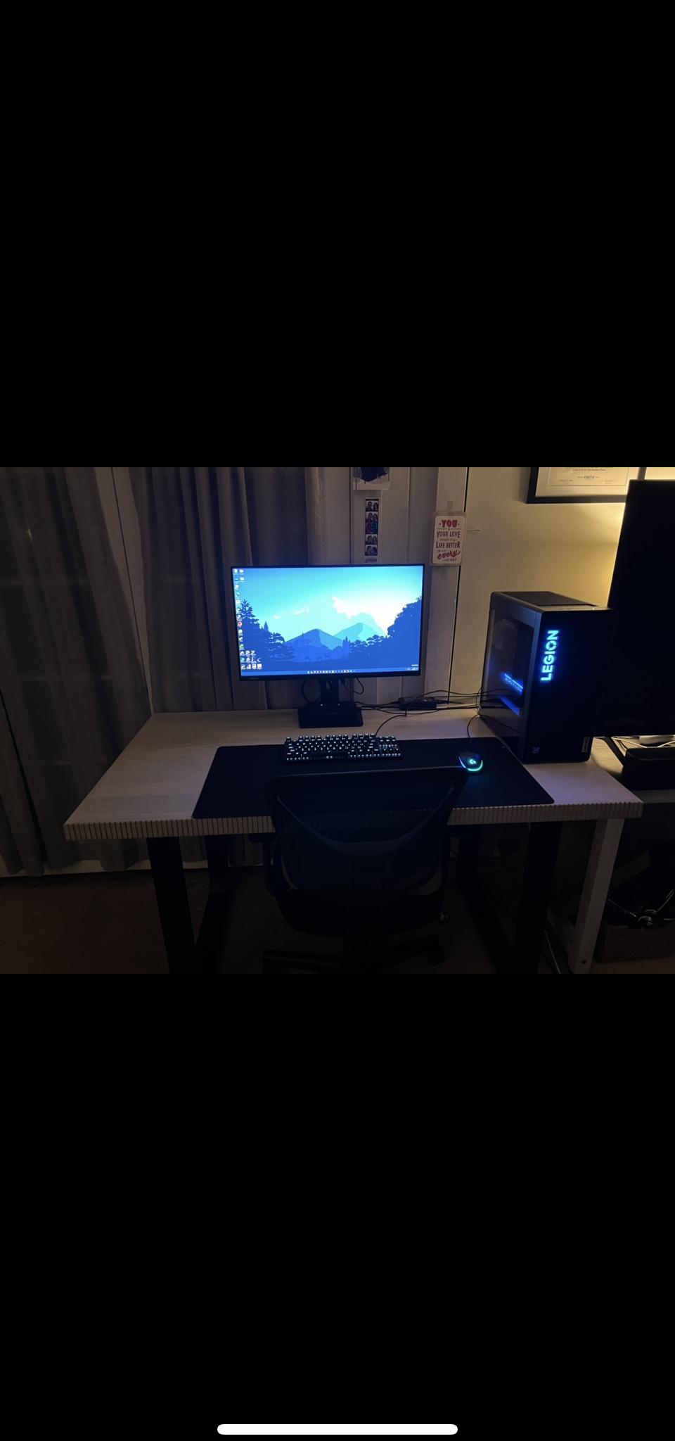 Lenovo Legion Tower 5i RTX 4070 12GB VRAM + Intel i7-13700F