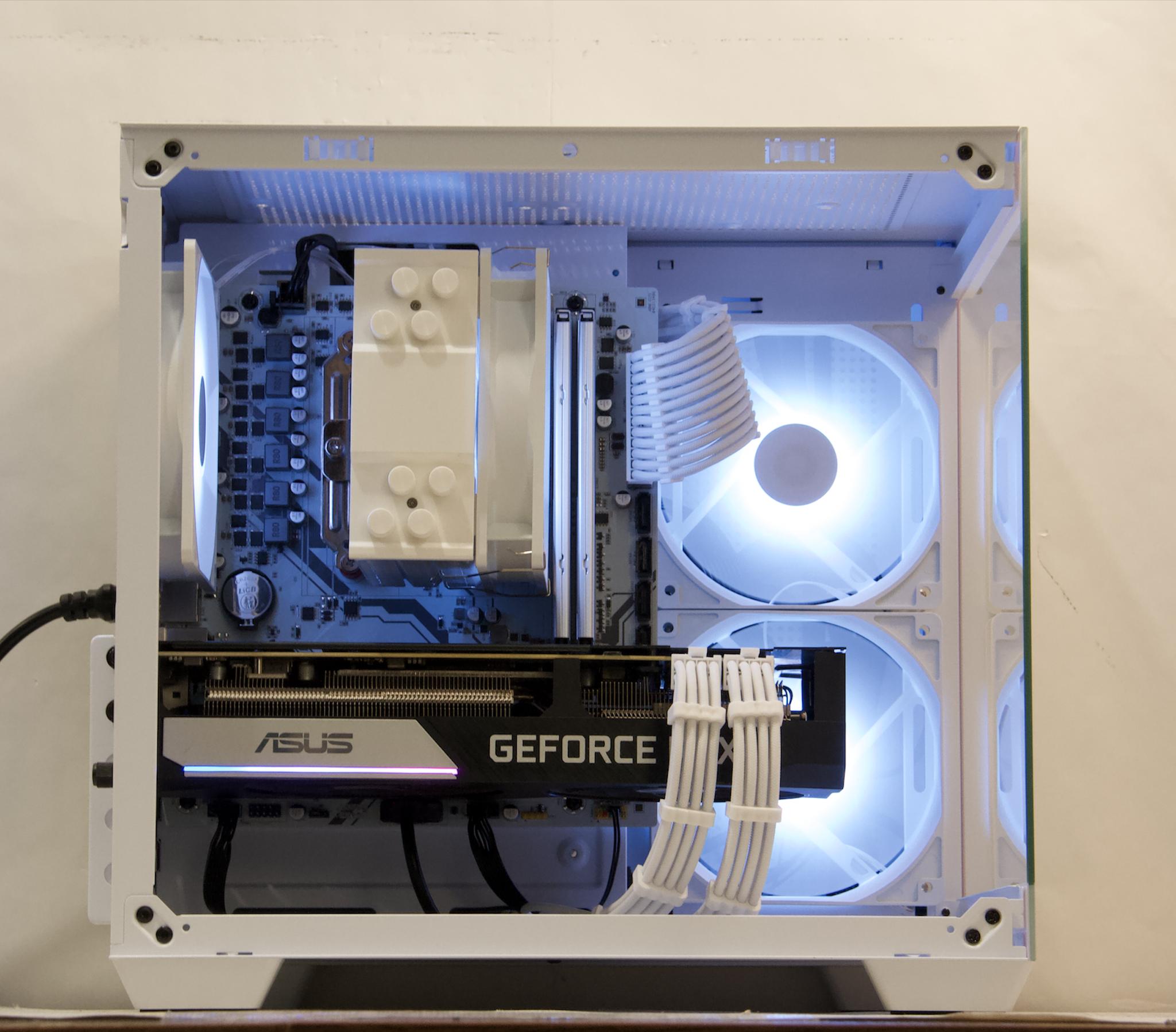 RTX 3070, Ryzen 5 5500, 32GB DDR4, 1TB NVMe SSD, WiFi - Gaming PC