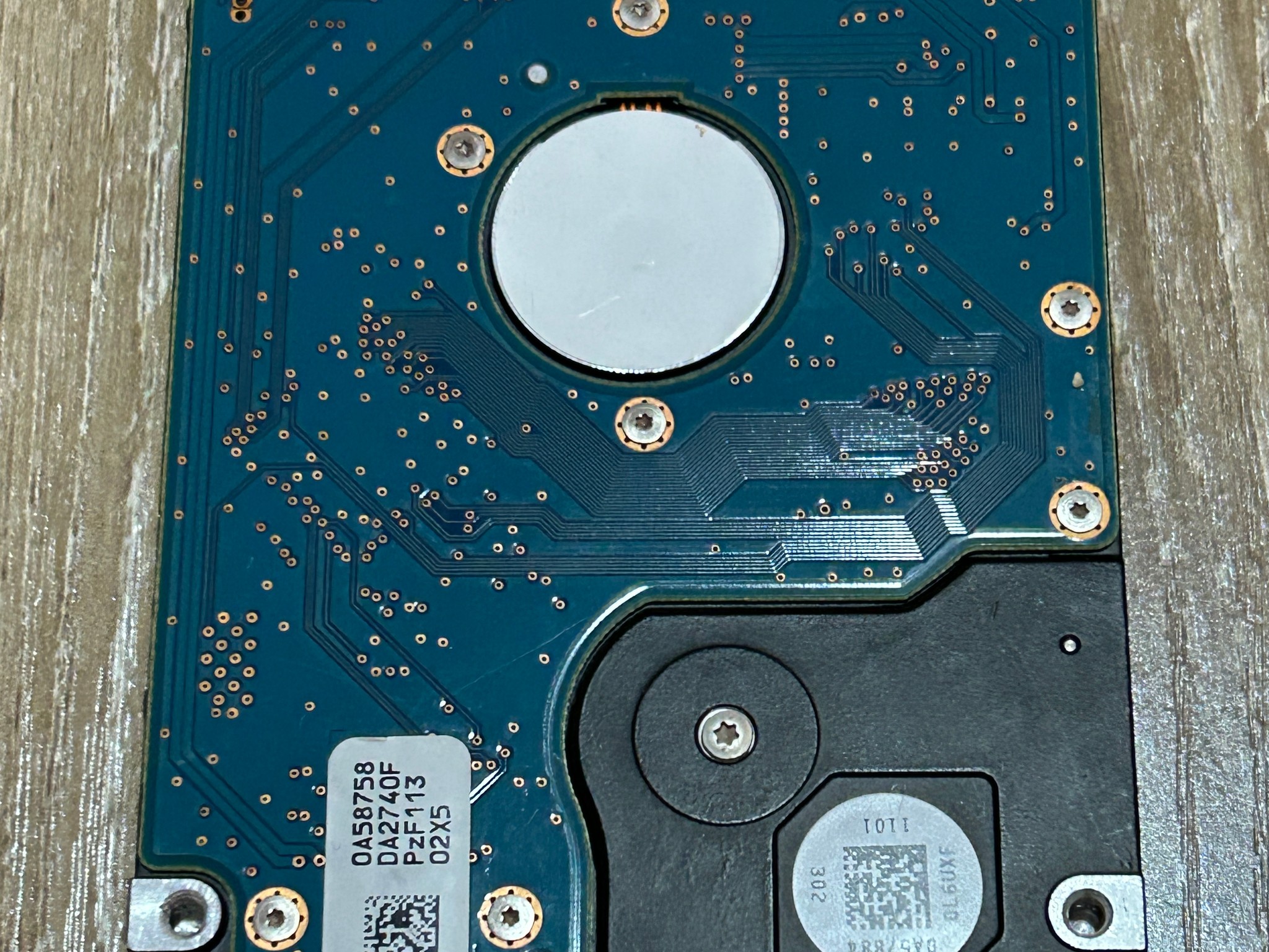 APPLE HITACHI HTS545032B9SA02 320GB SATA HARD DRIVE P/N: 0A78253  MLC: DA3350