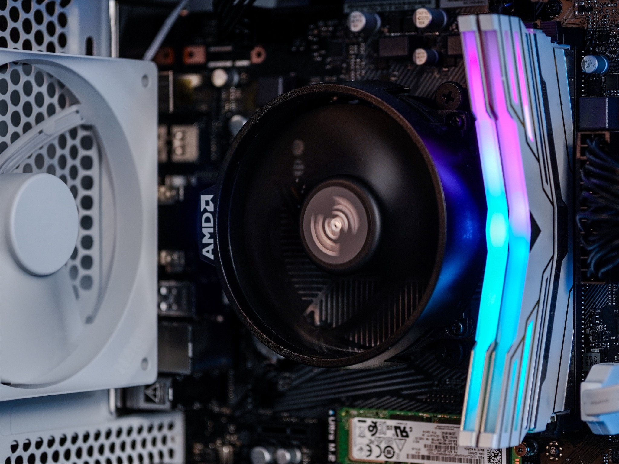 Glacier Valley (V4) Gaming PC - AMD Ryzen 5 3500X, RTX 2060, 16GB